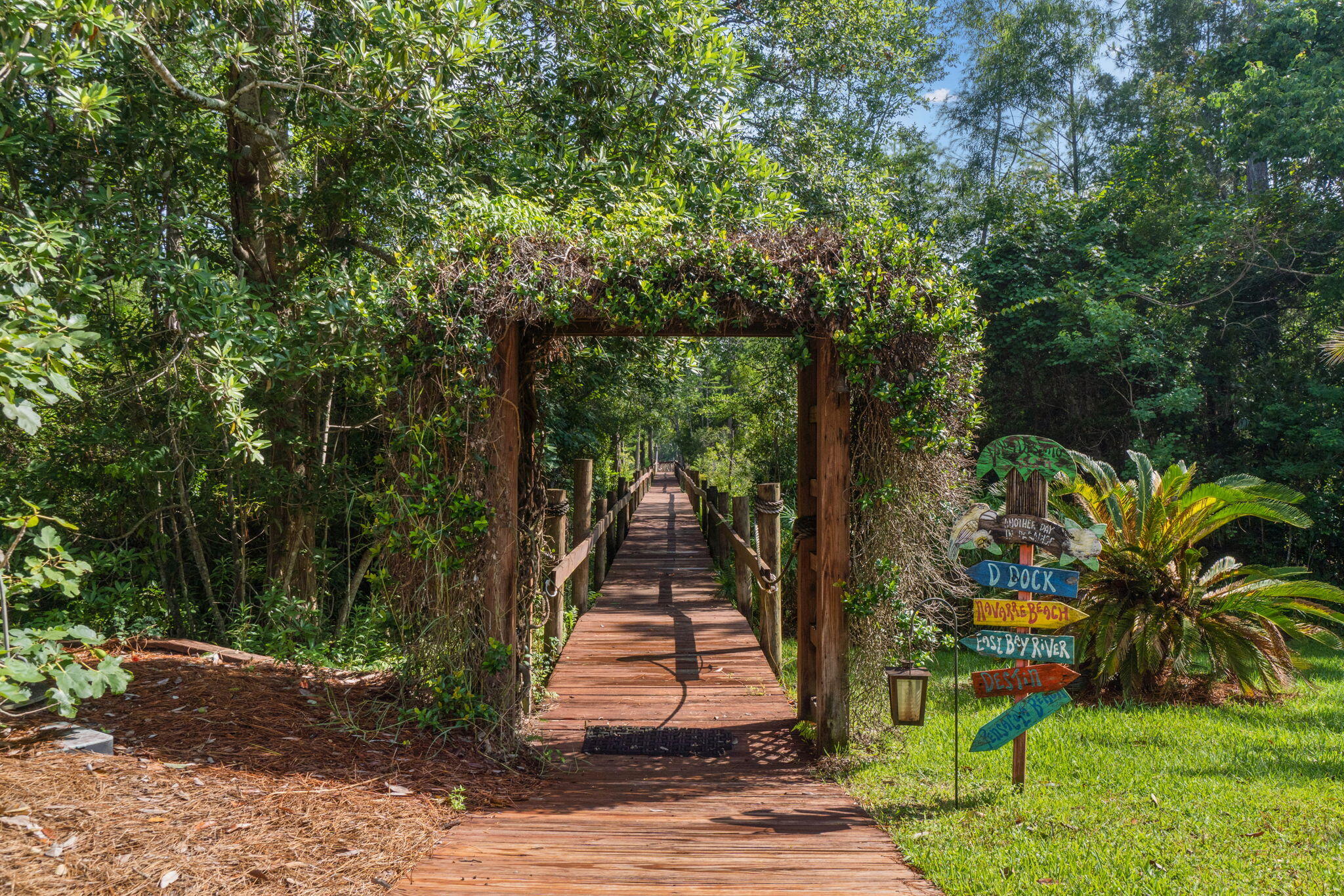 EAST BAY RIVER ESTATES - Residential