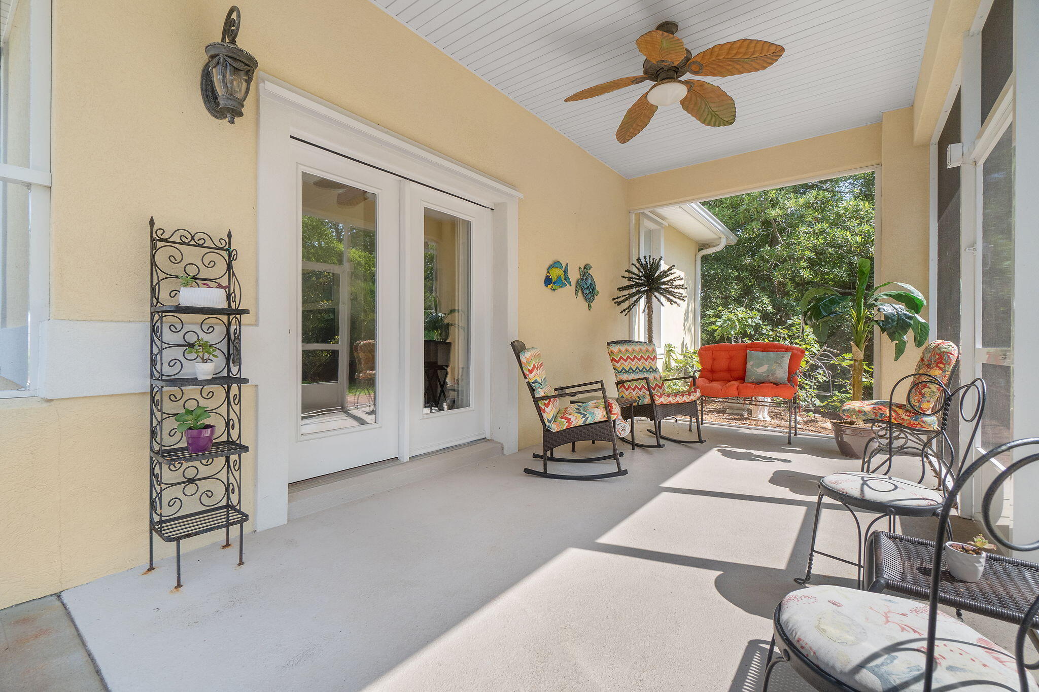 EAST BAY RIVER ESTATES - Residential