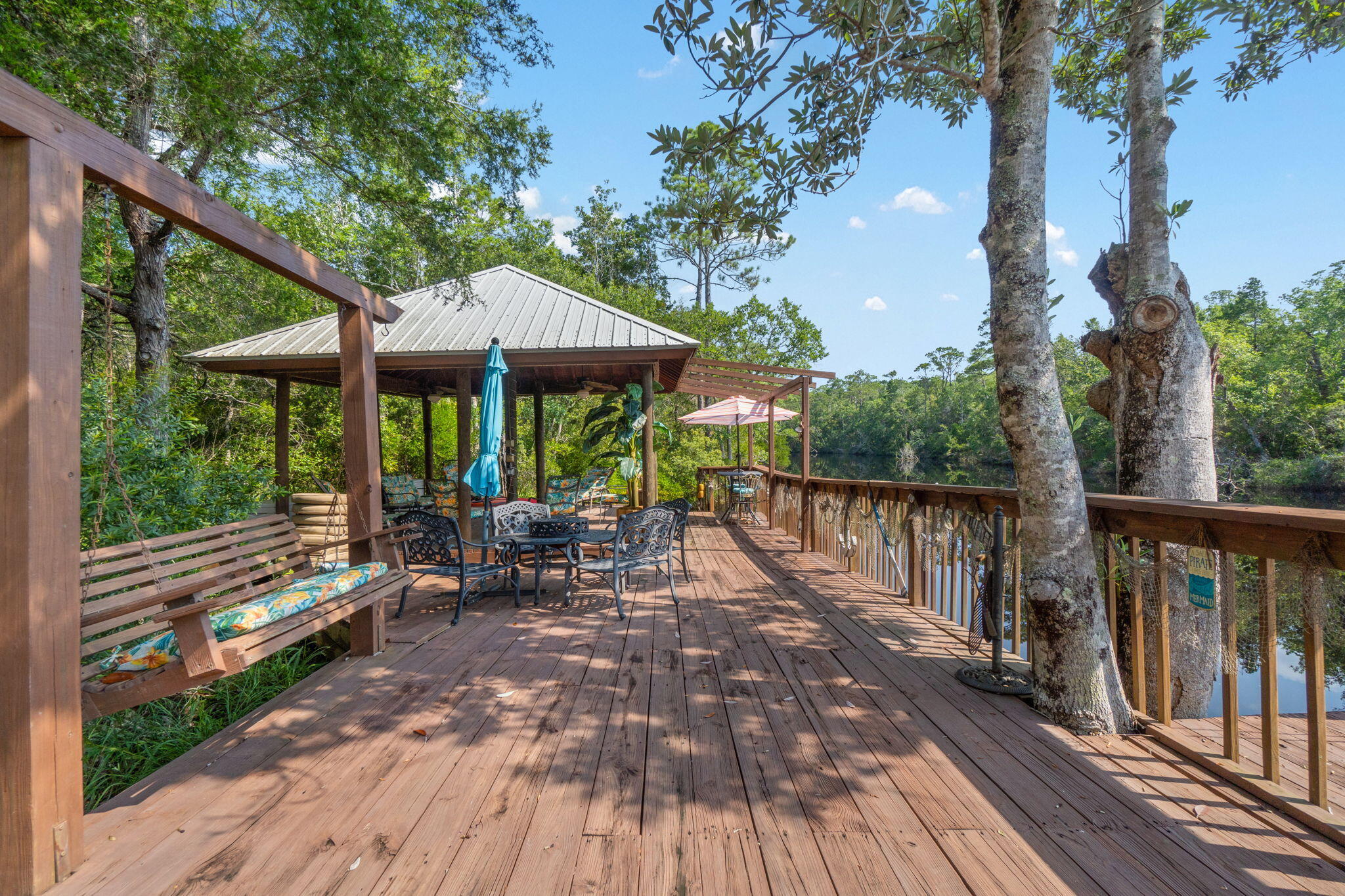 EAST BAY RIVER ESTATES - Residential