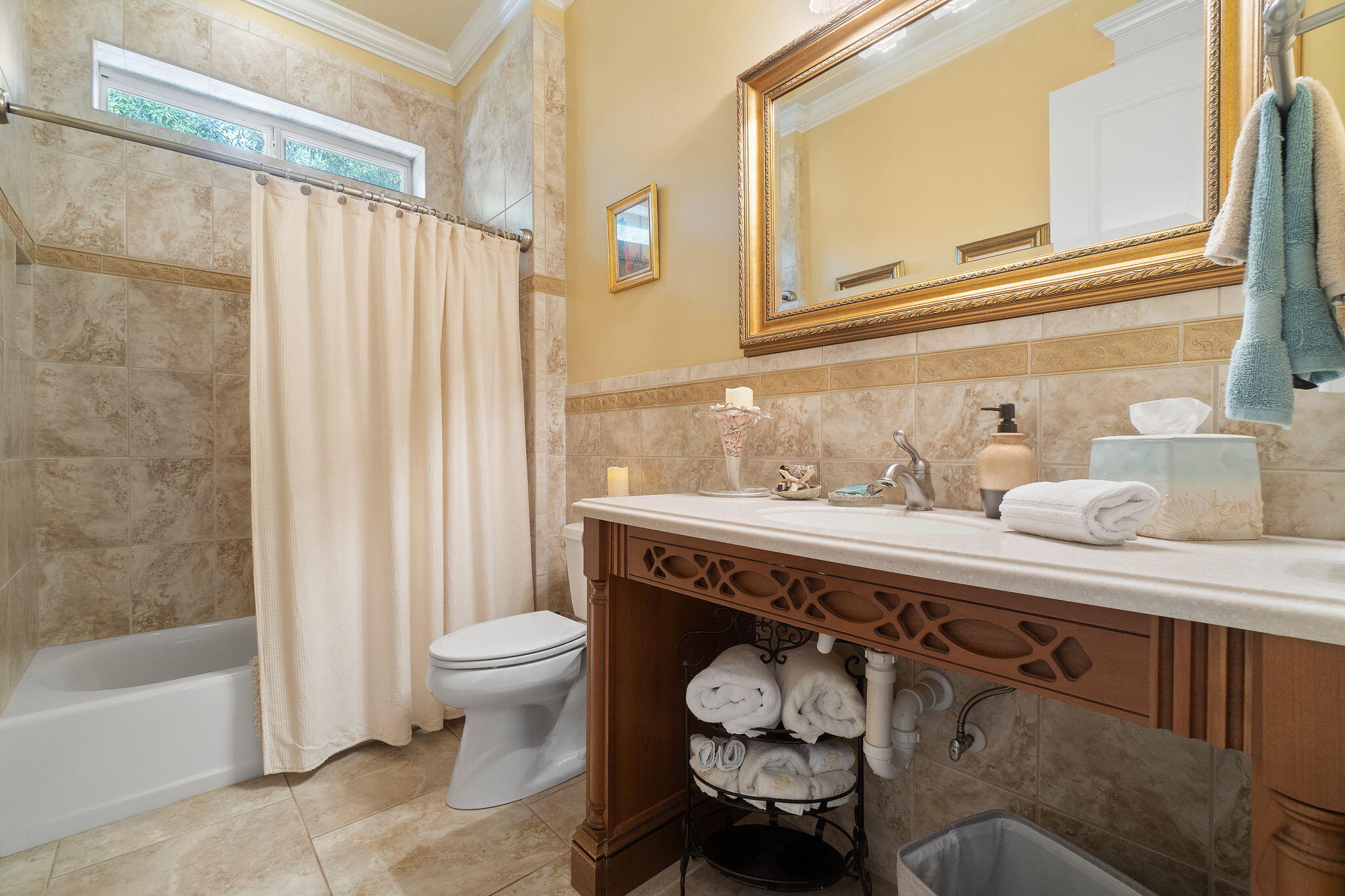 EAST BAY RIVER ESTATES - Residential