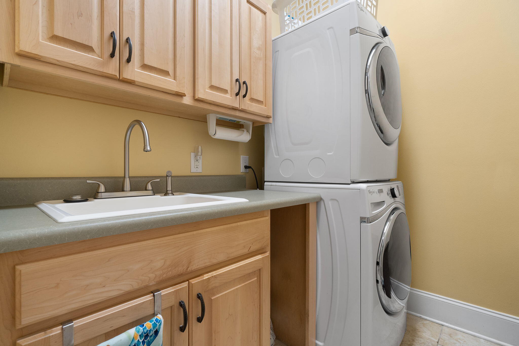 EAST BAY RIVER ESTATES - Residential