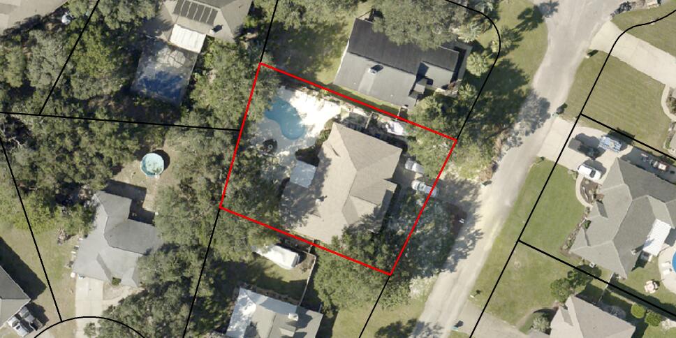 ROBLEDAL ESTATES - Residential