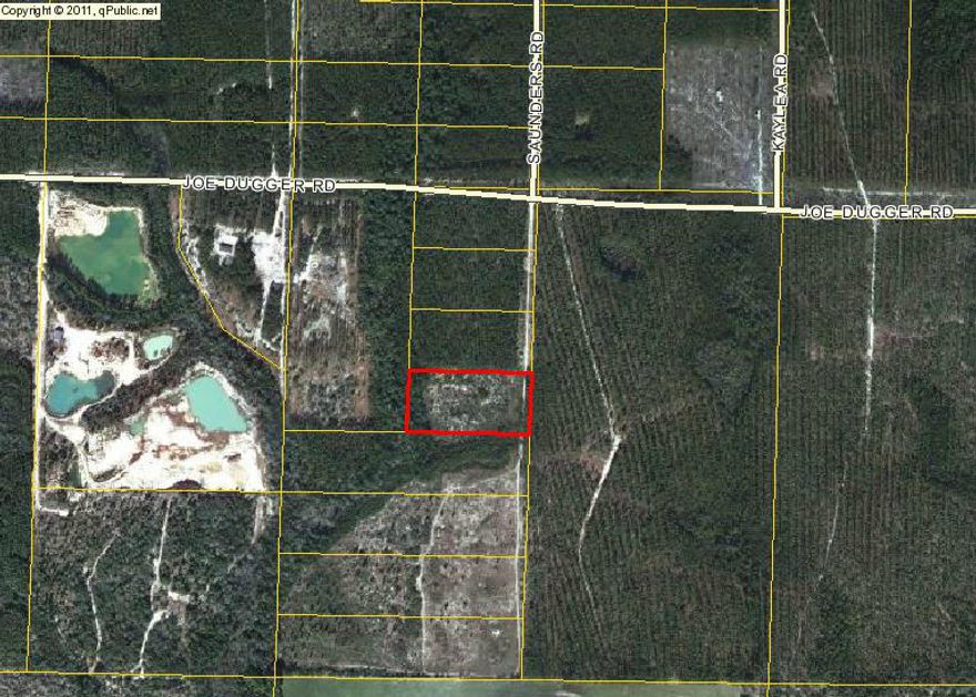 Vacant Lot off Joe Dugger Rd. Bring a Tree Stand Great for Hunting.