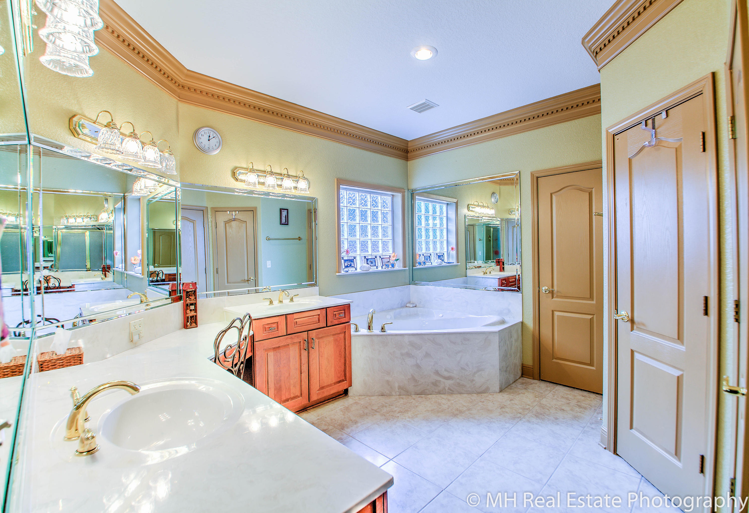 VALPARAISO PINECREST 6 - Residential