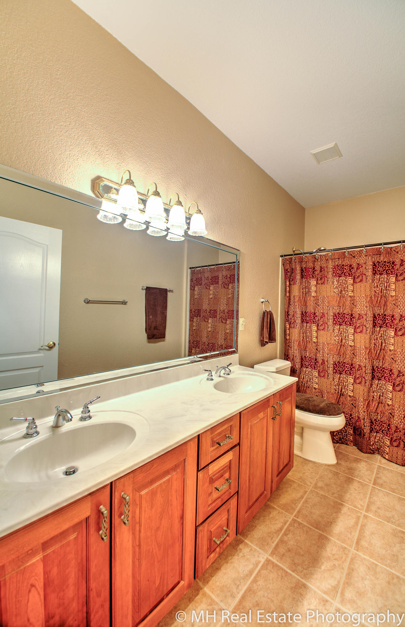 VALPARAISO PINECREST 6 - Residential