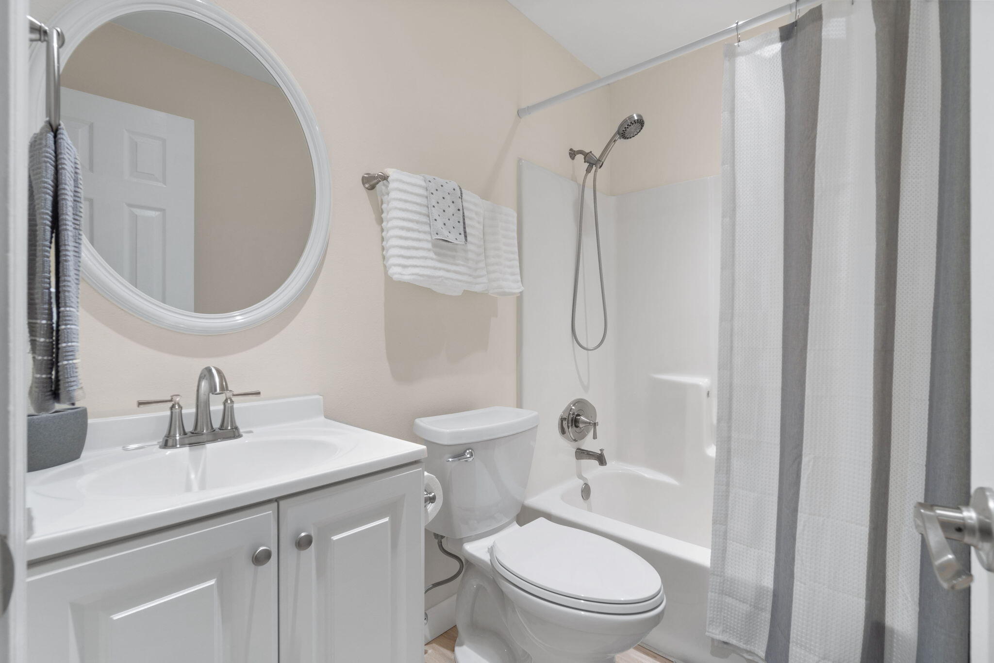 ORION LAKE - Residential