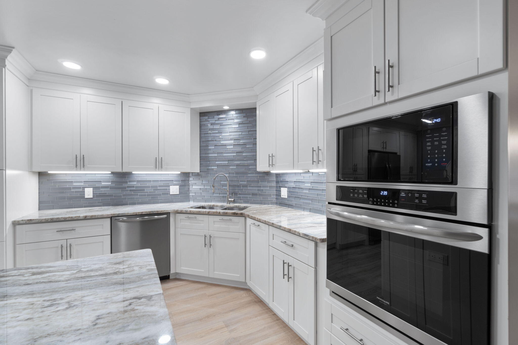 ORION LAKE - Residential