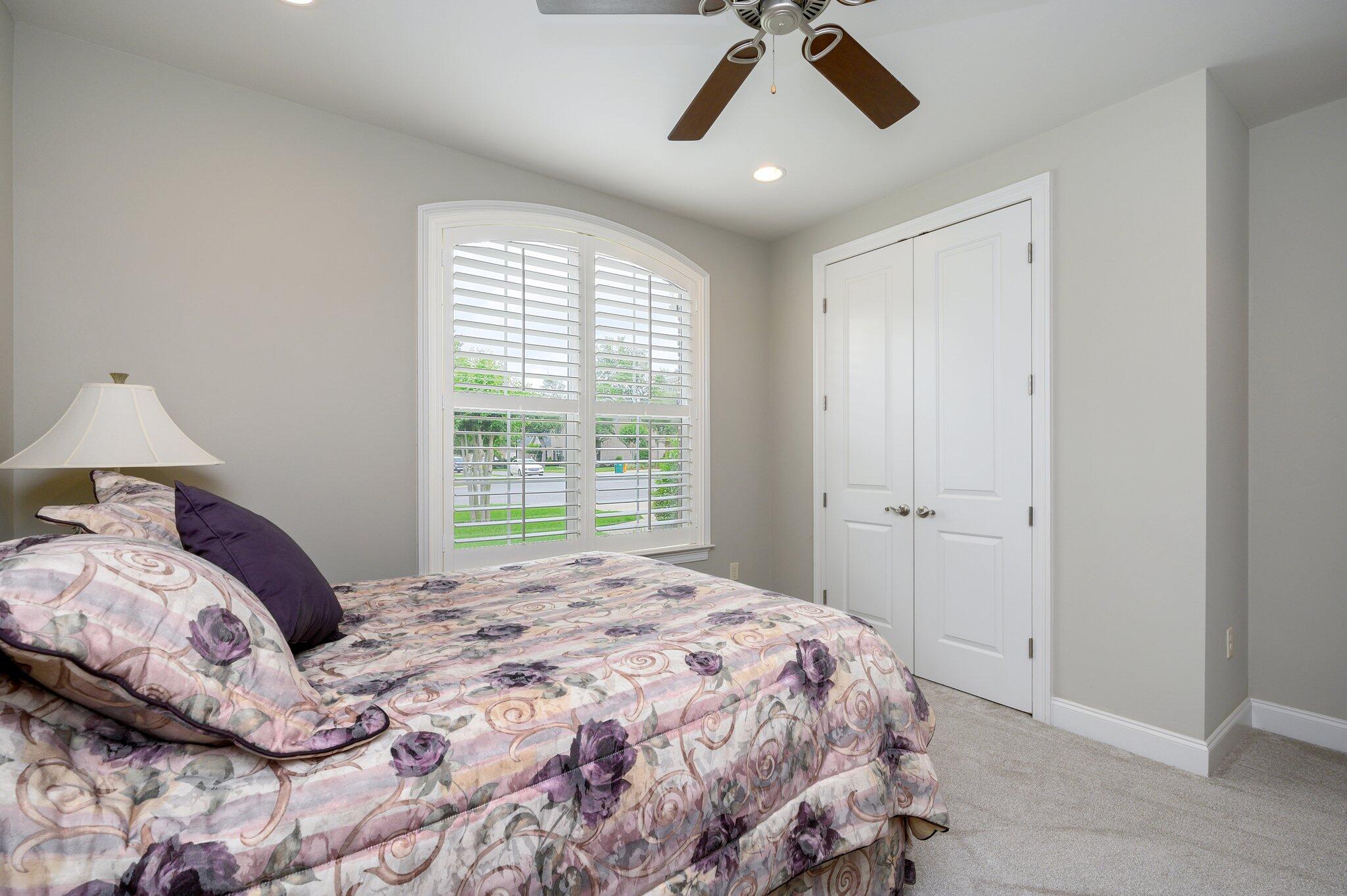 THE STABLES AT ROCKY BAYOU - Residential