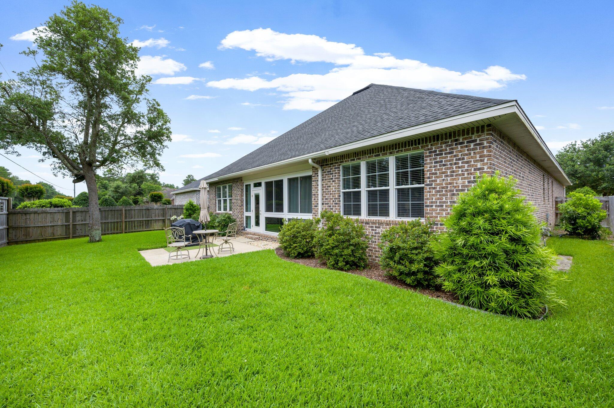 THE STABLES AT ROCKY BAYOU - Residential
