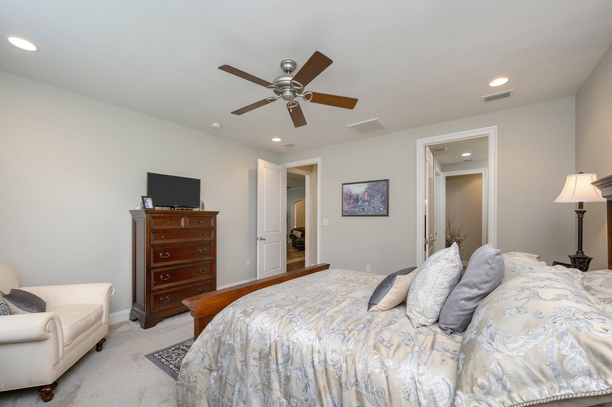 THE STABLES AT ROCKY BAYOU - Residential