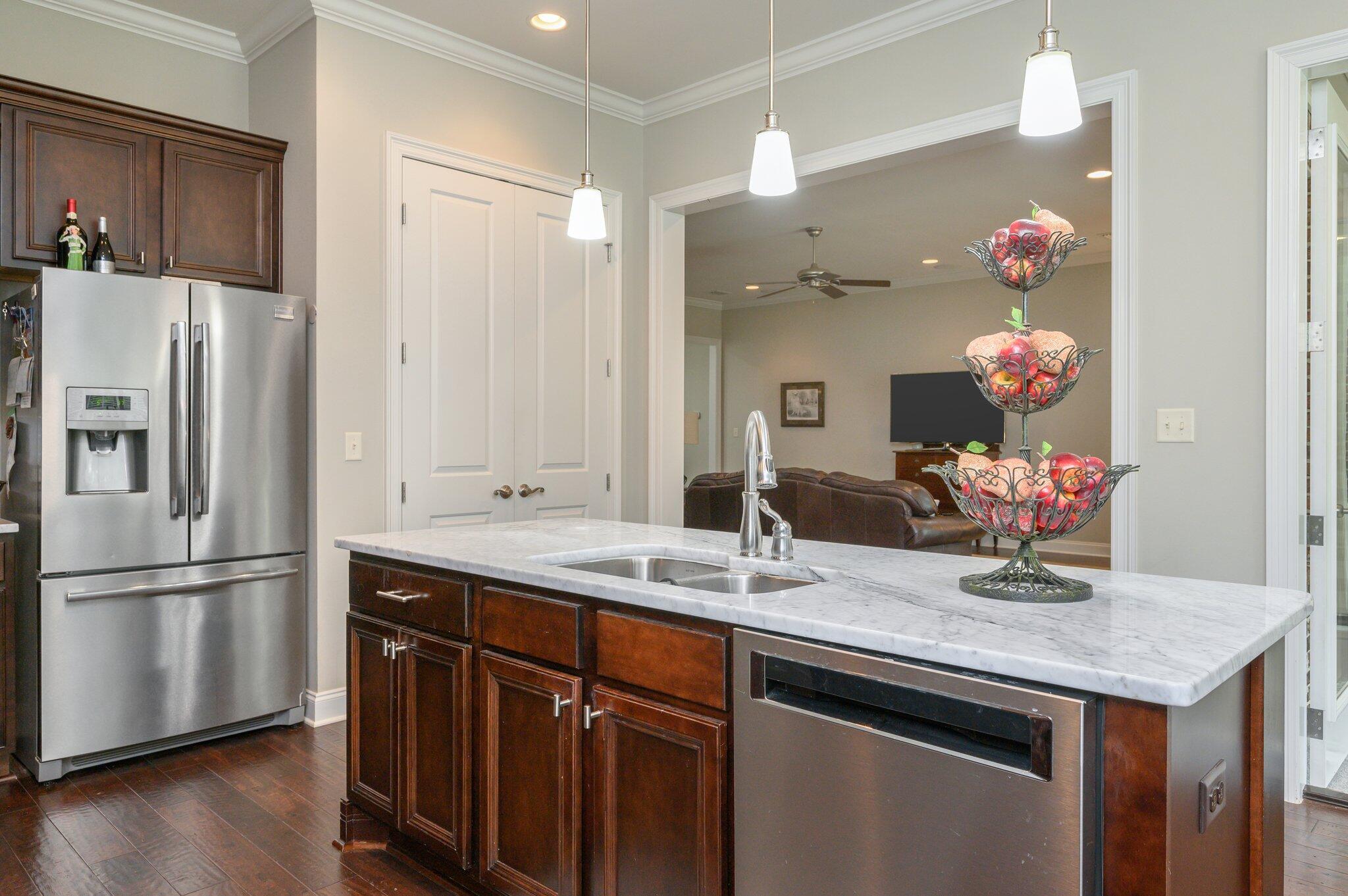 THE STABLES AT ROCKY BAYOU - Residential