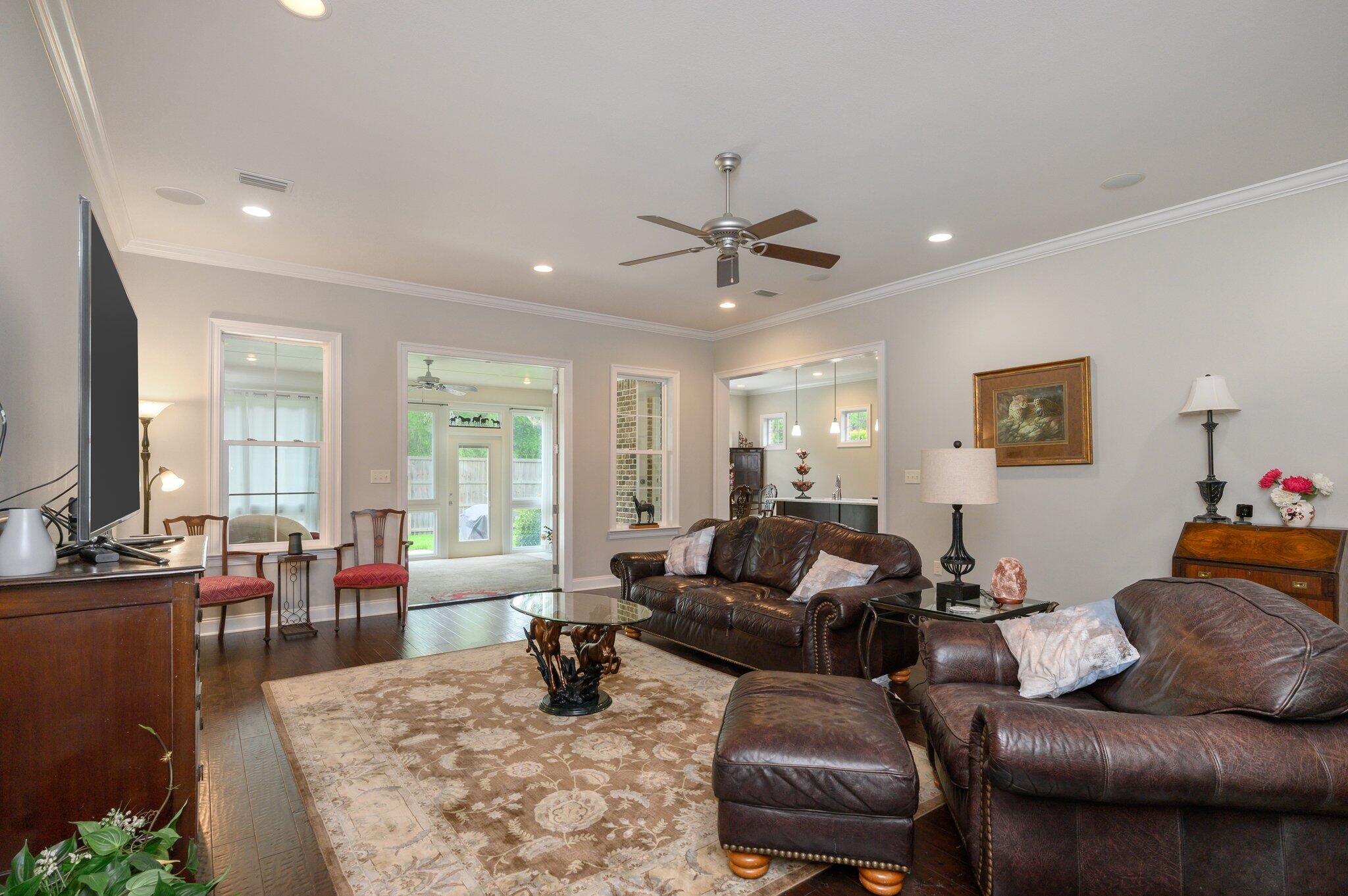 THE STABLES AT ROCKY BAYOU - Residential