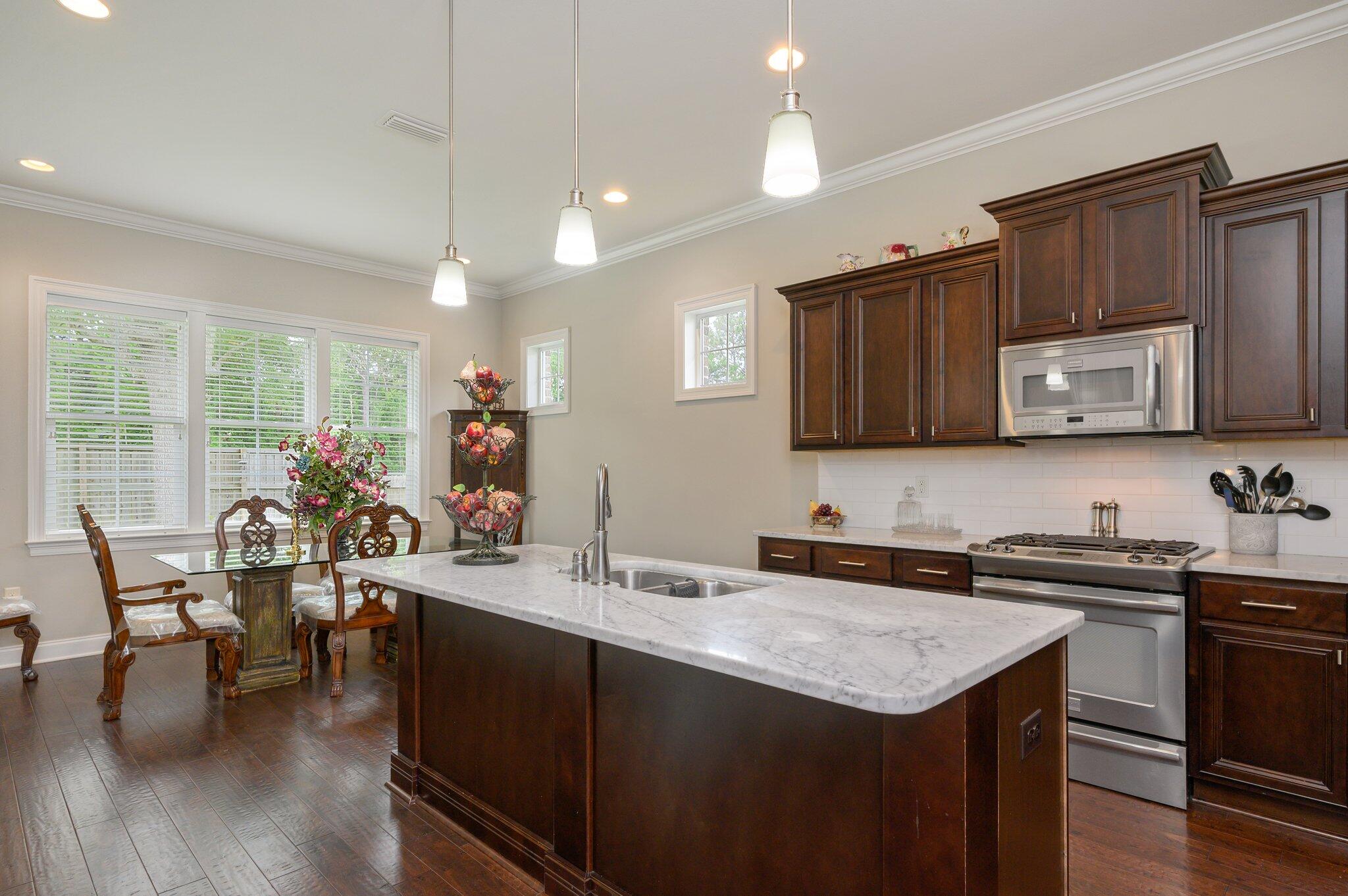 THE STABLES AT ROCKY BAYOU - Residential
