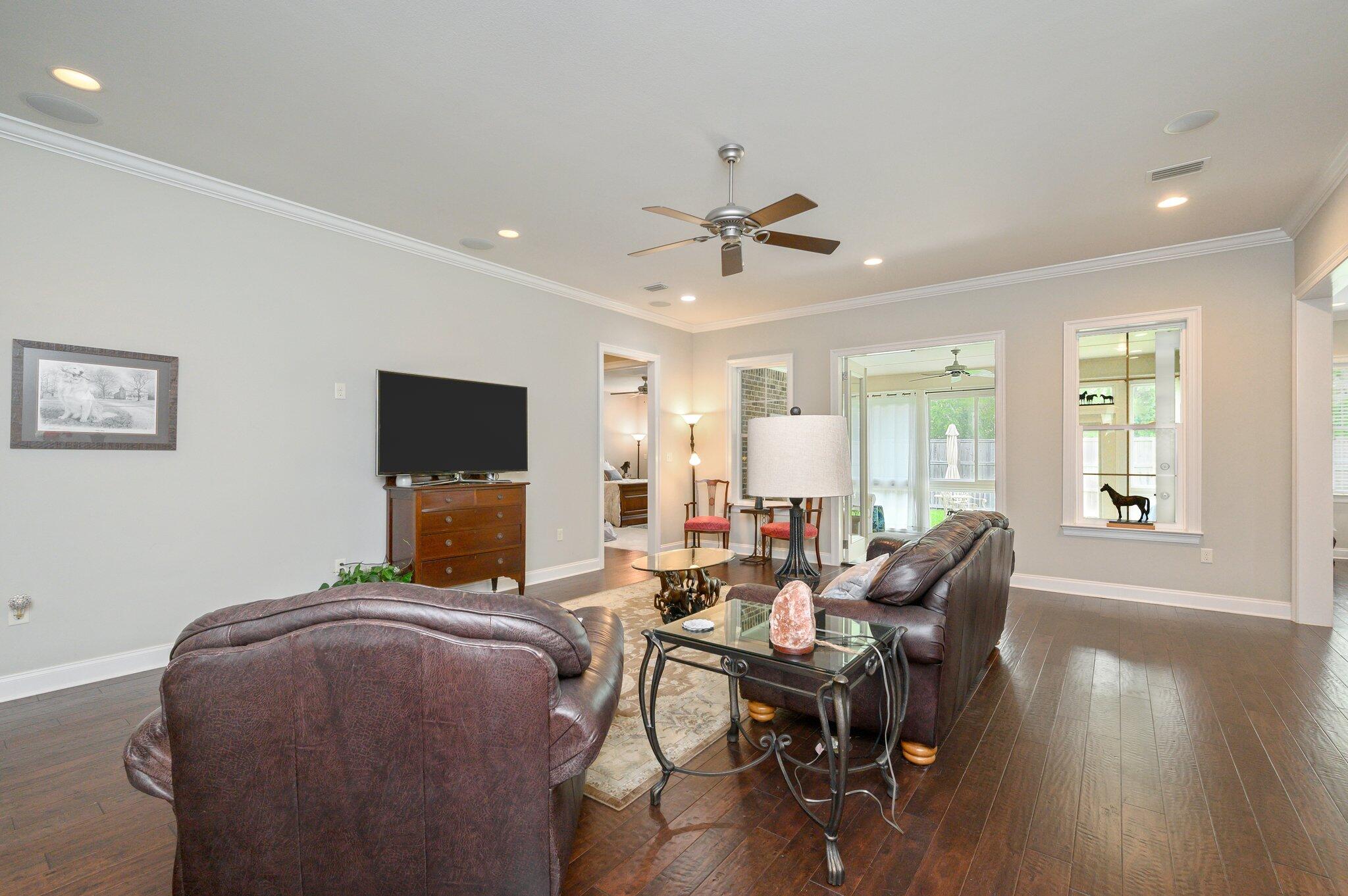 THE STABLES AT ROCKY BAYOU - Residential