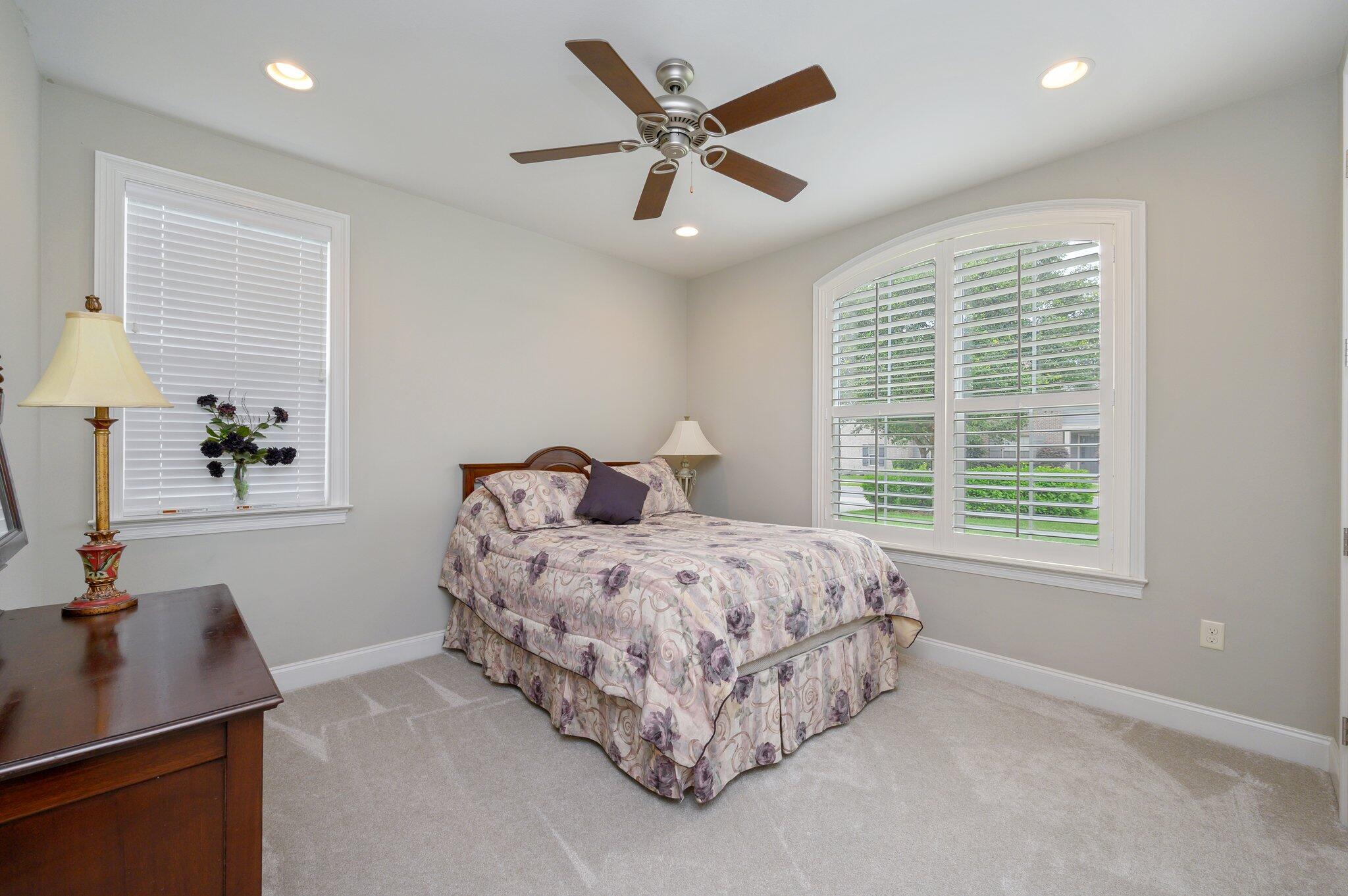 THE STABLES AT ROCKY BAYOU - Residential