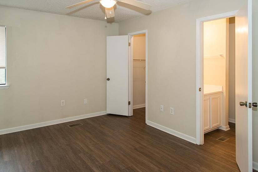 DENTON COURT - Residential