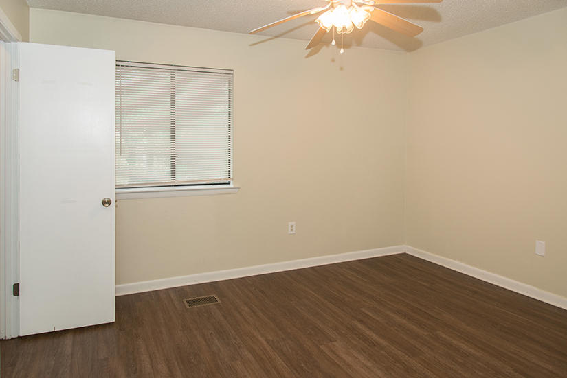 DENTON COURT - Residential