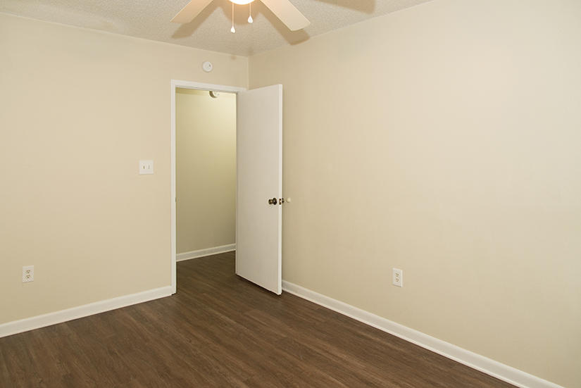 DENTON COURT - Residential