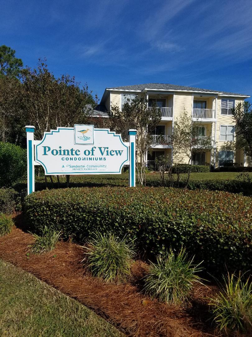 This is a spacious 2 bdrm/2 bath cond. View of Wet lands, close to Beaches, shopping and restaurants in the Grand Blvd.