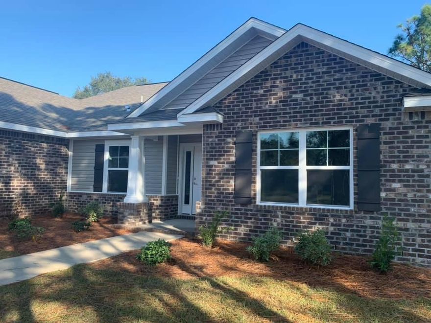 *Entered for informational purposes only. Pre-sale. Builder built home on Buyer's lot.*3/2/2. Open floor plan with 10 foot ceilings in Formal areas-stainless steel appliances and granite counter tops in kitchen-covered front porch and lanai-large master suite with dual vanities, garden tub and separate shower-low E tilt in windows for easy cleaning *Builder's warranty included.