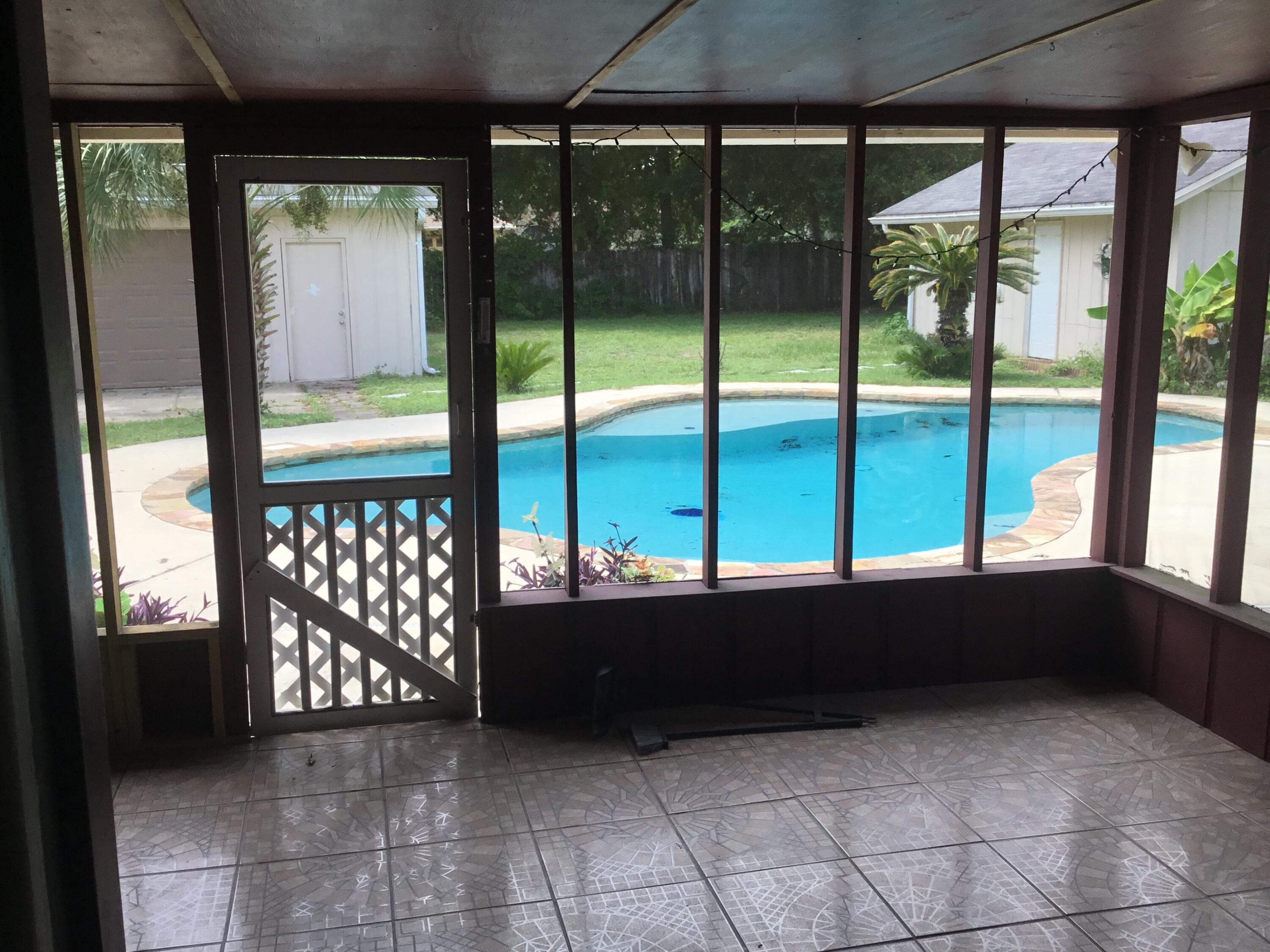 FOREST HEIGHTS - Residential