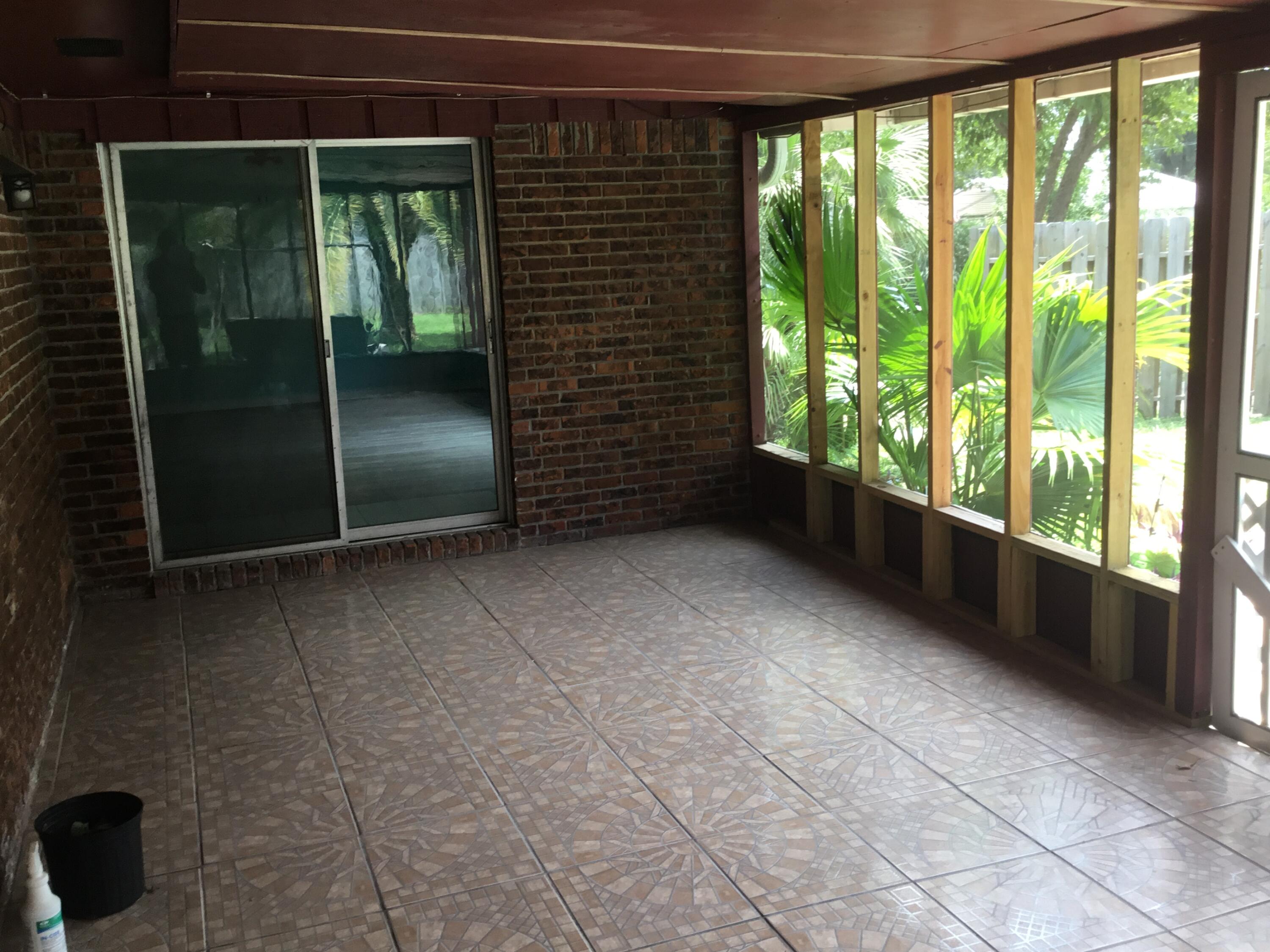 FOREST HEIGHTS - Residential