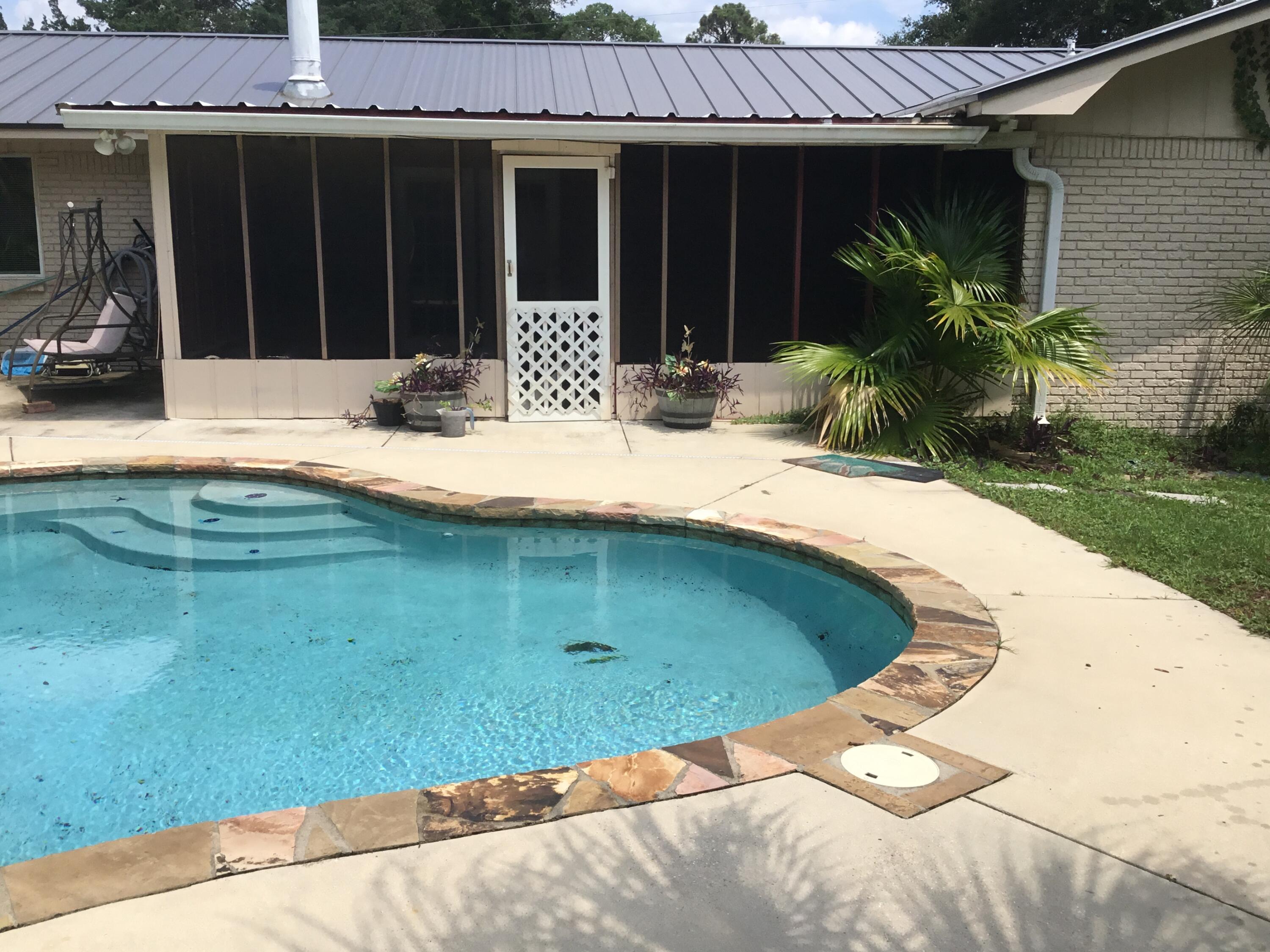 FOREST HEIGHTS - Residential