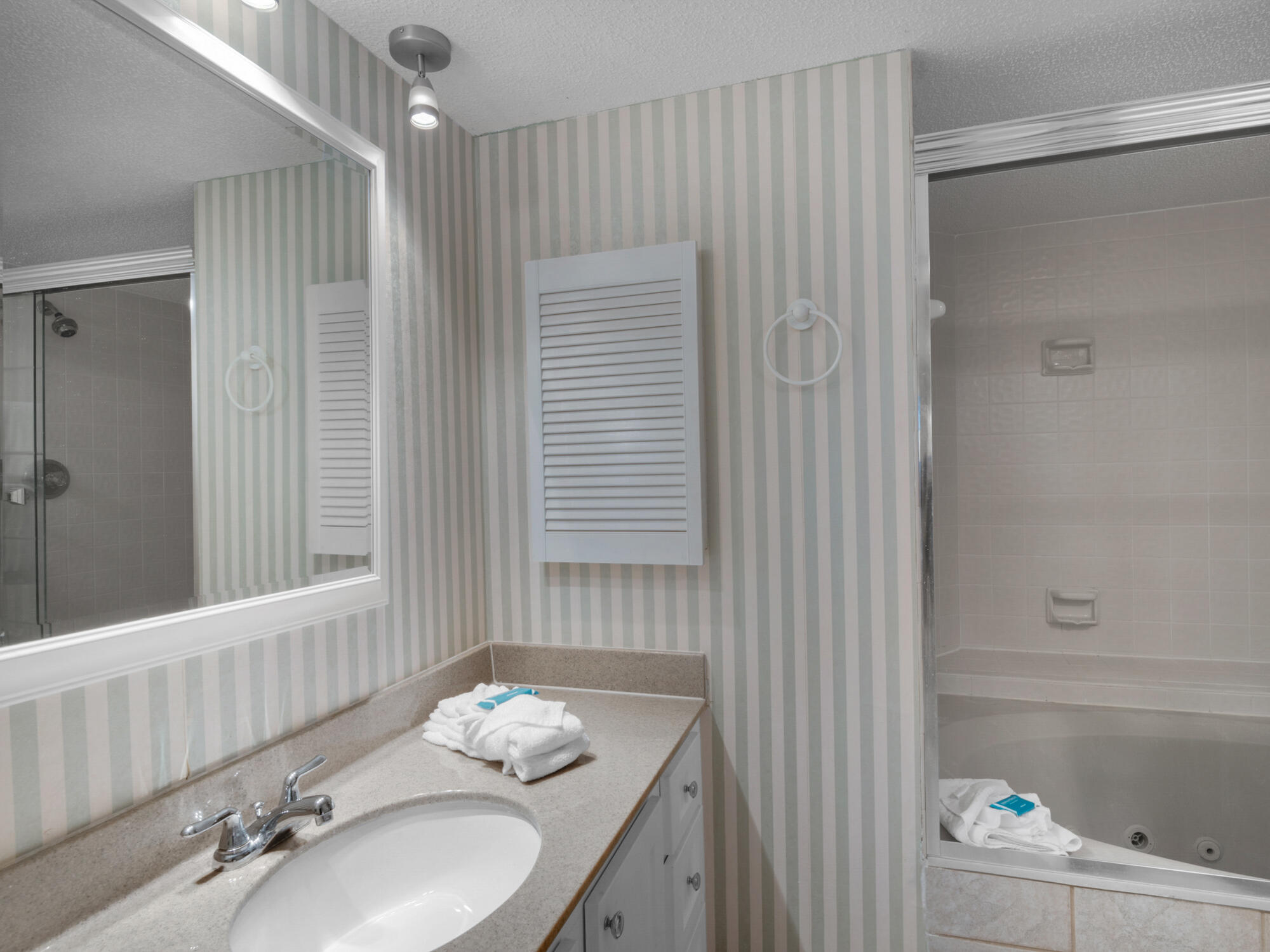 HIDDEN DUNES BEACH COTTAGES 1 - Residential