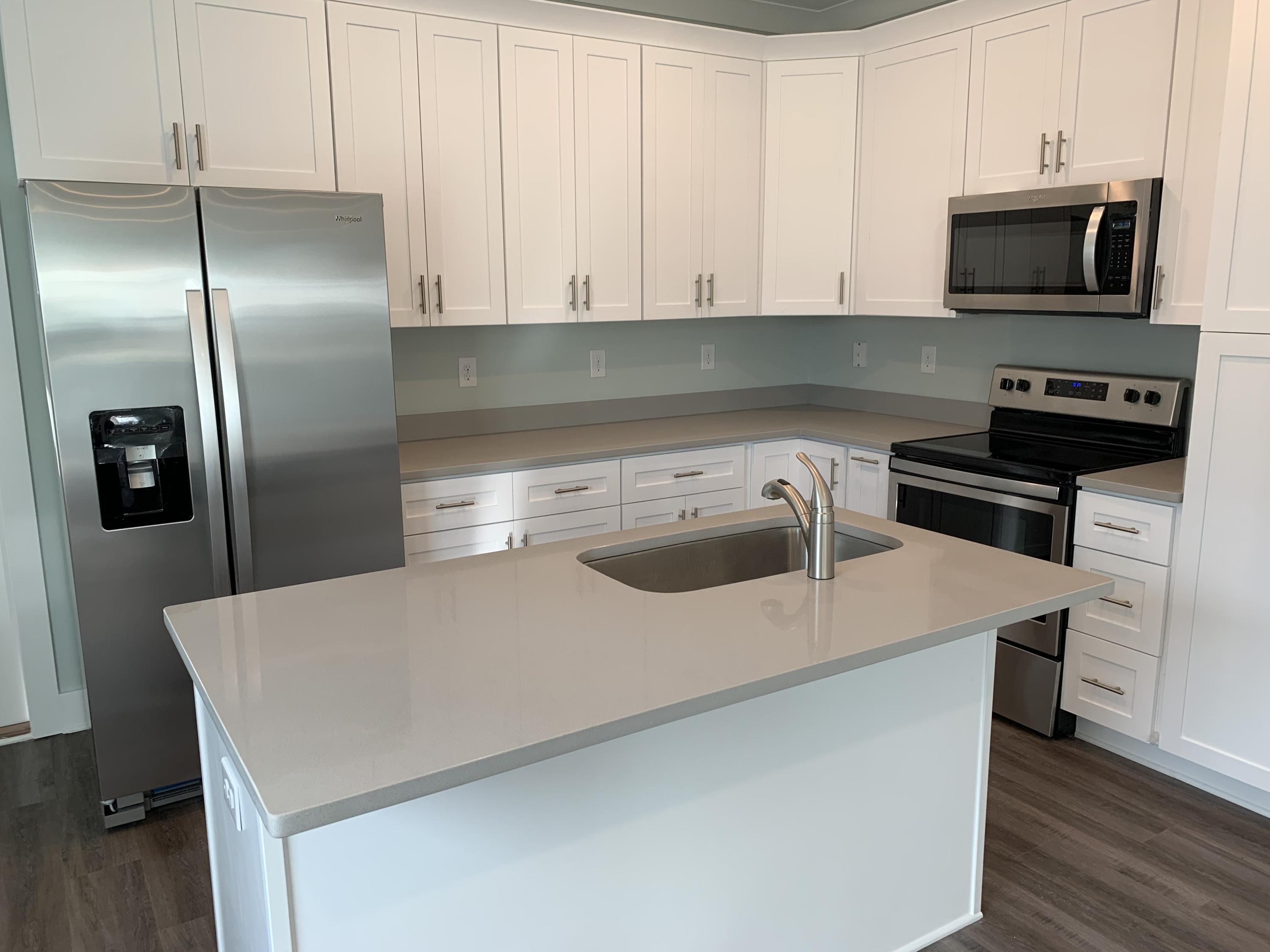 VERANDAS AT FREEPORT - Residential Lease