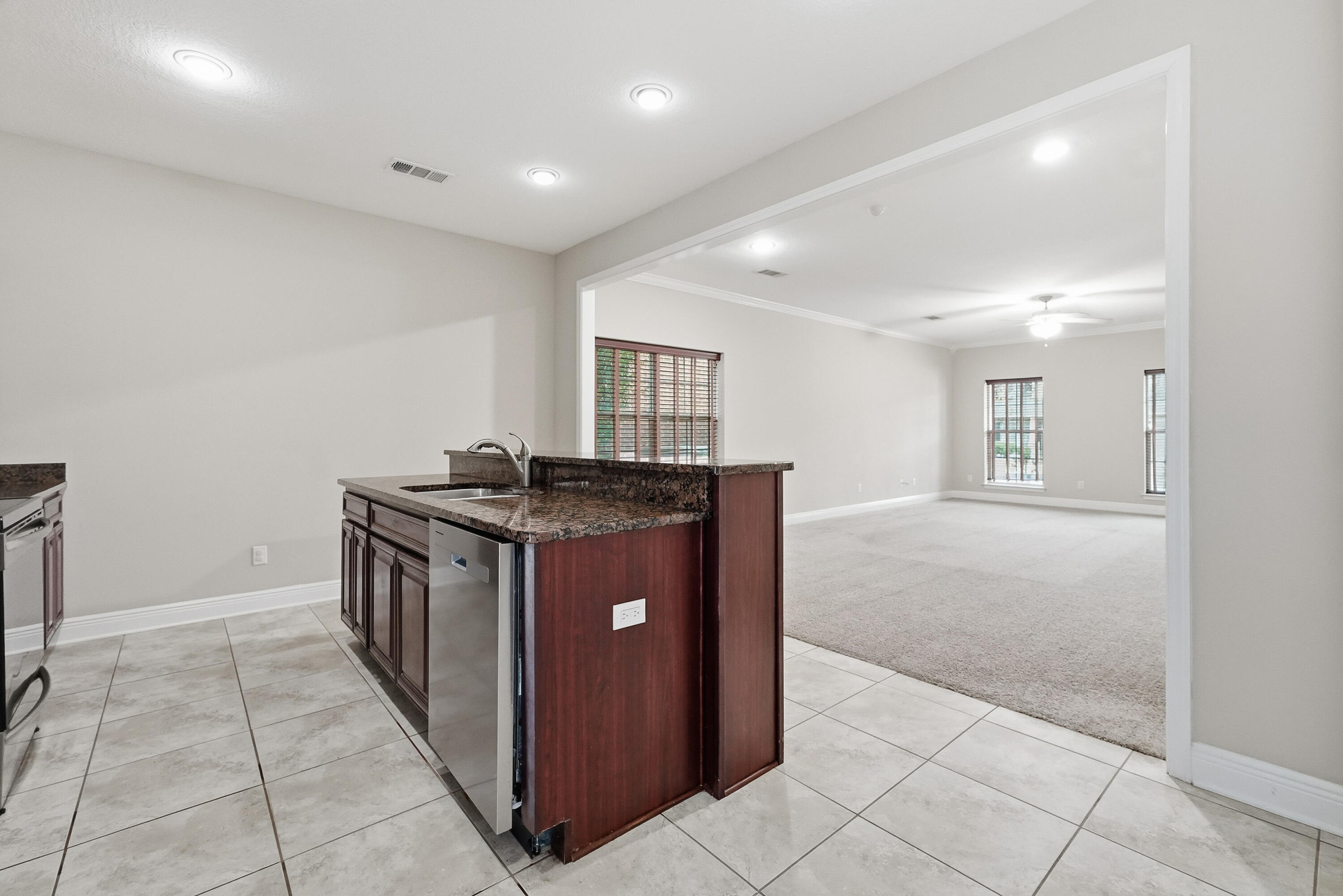 Soundside Moorings - Residential Lease