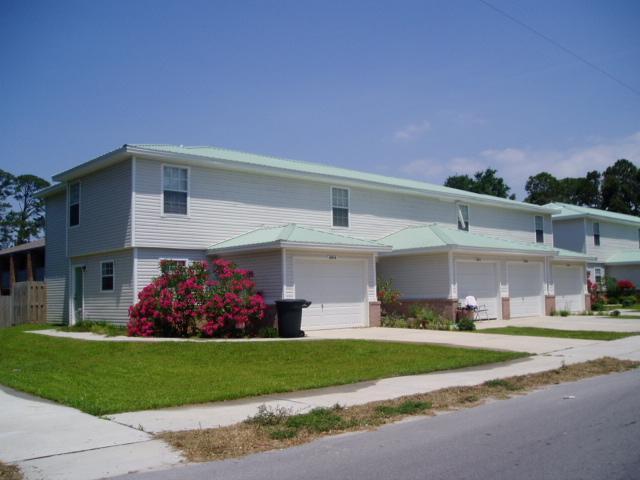 UNRECORDED SUBDIVISION - Residential Lease