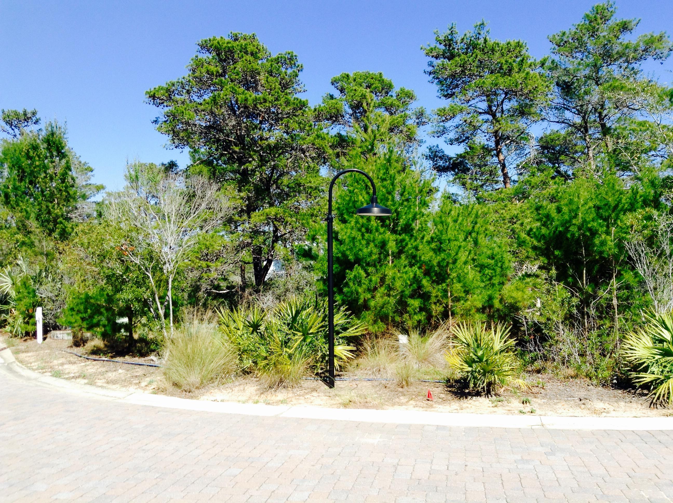 HIGHLAND PARKS - Land