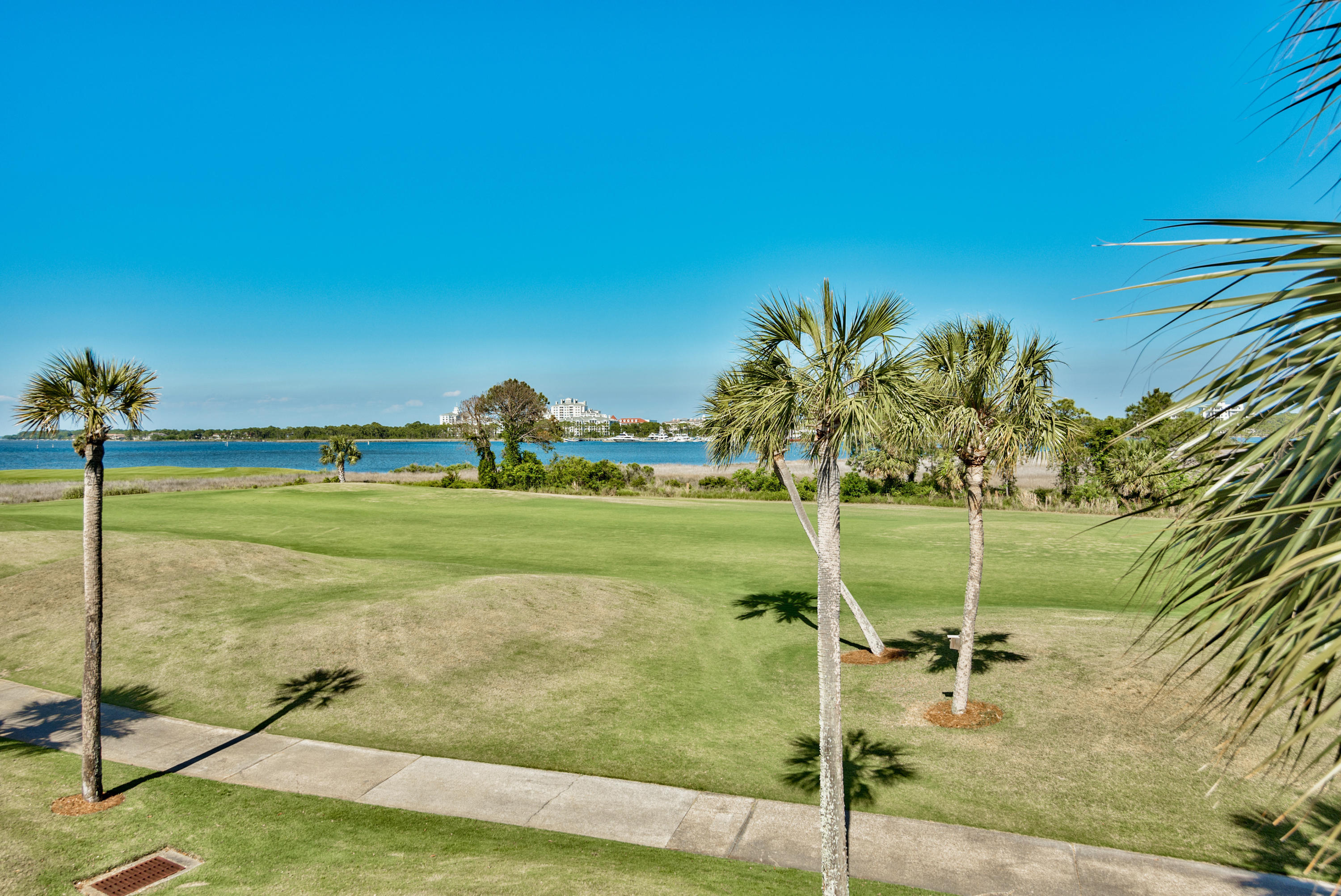 GRAND HARBOUR - Residential