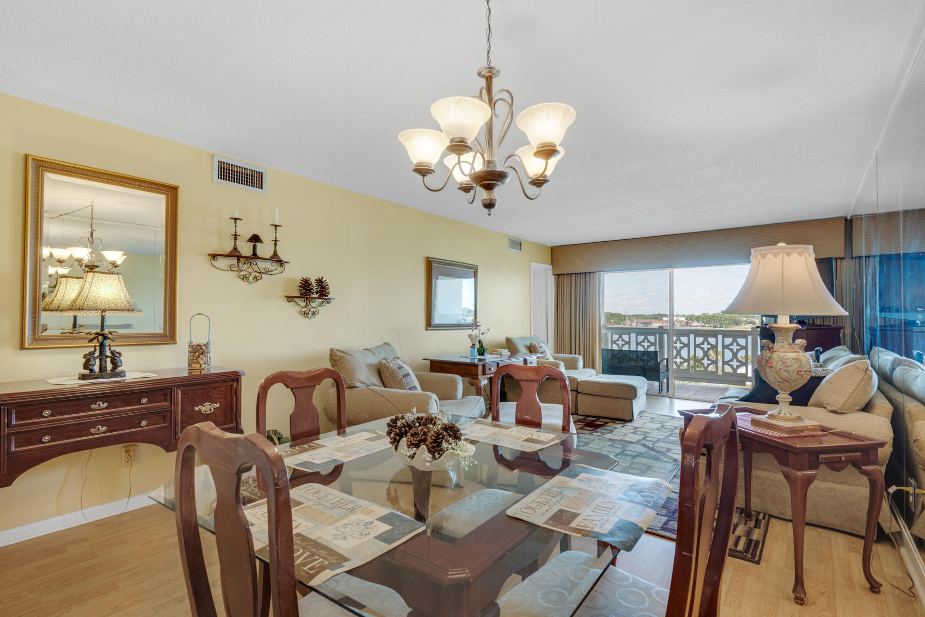 EL MATADOR CONDO - Residential