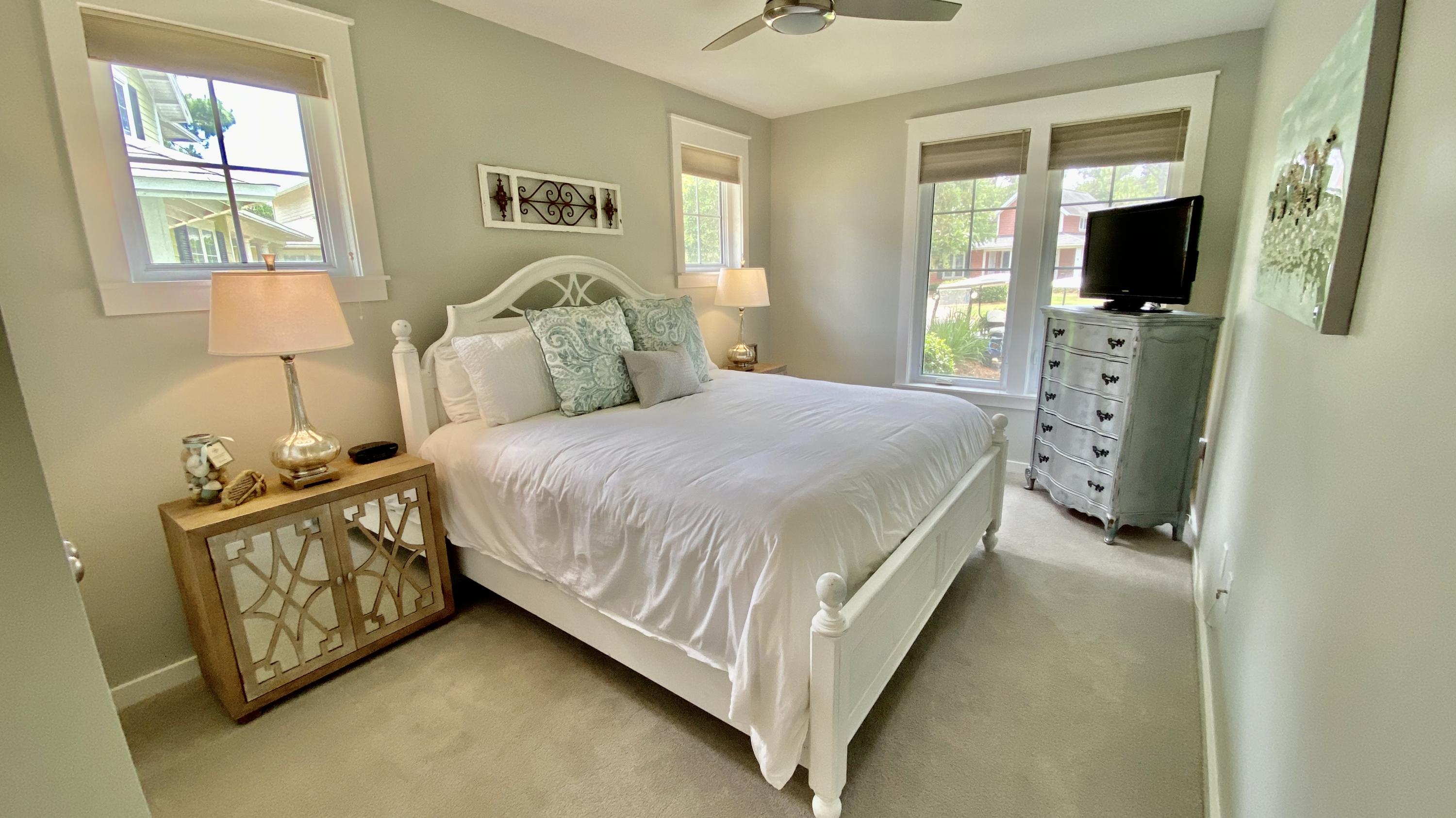 LAUREL GROVE - Residential