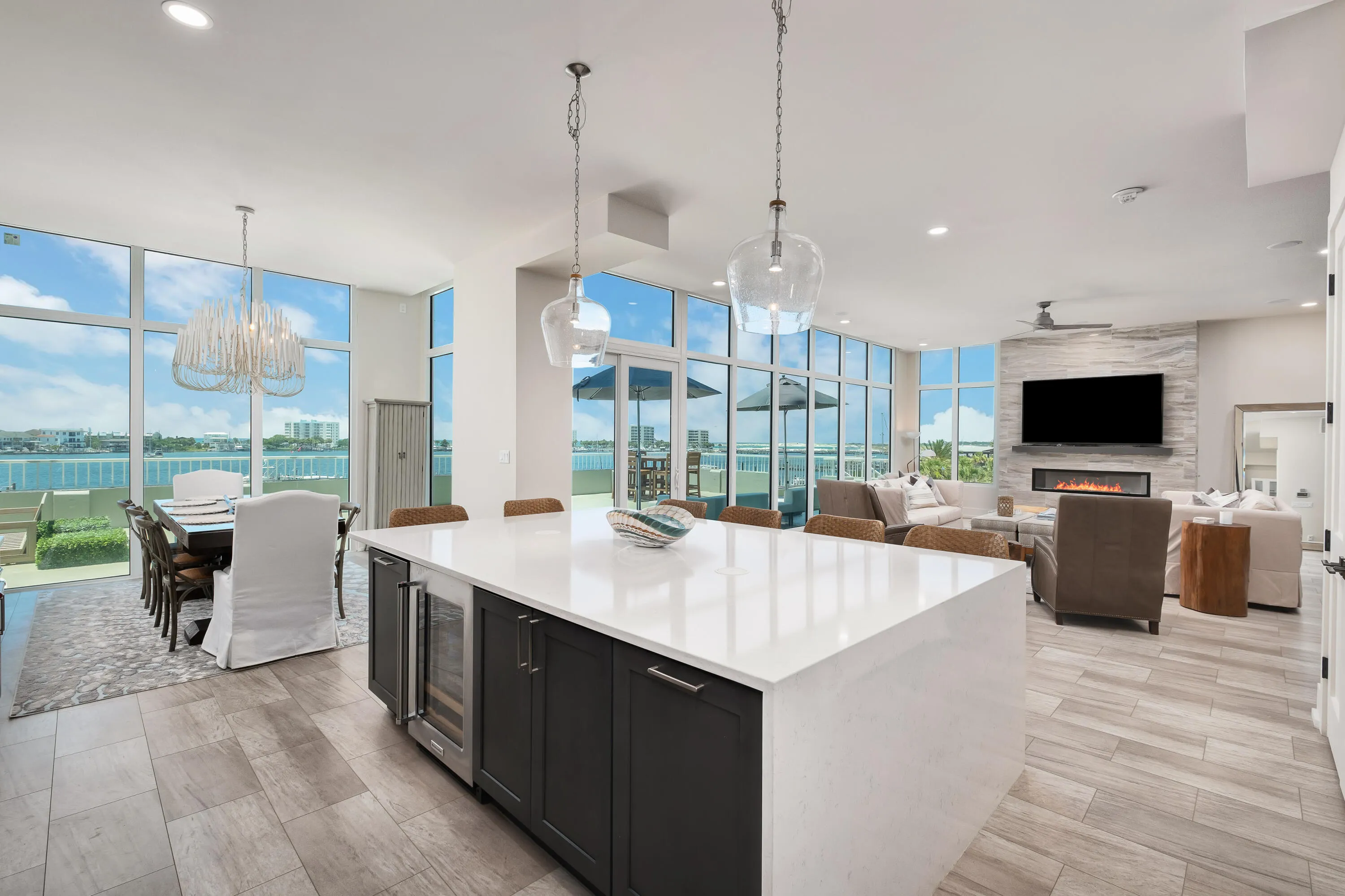 Destin, Florida 32541, United States, 3 Bedrooms Bedrooms, ,4 BathroomsBathrooms,Residential,Active,46391