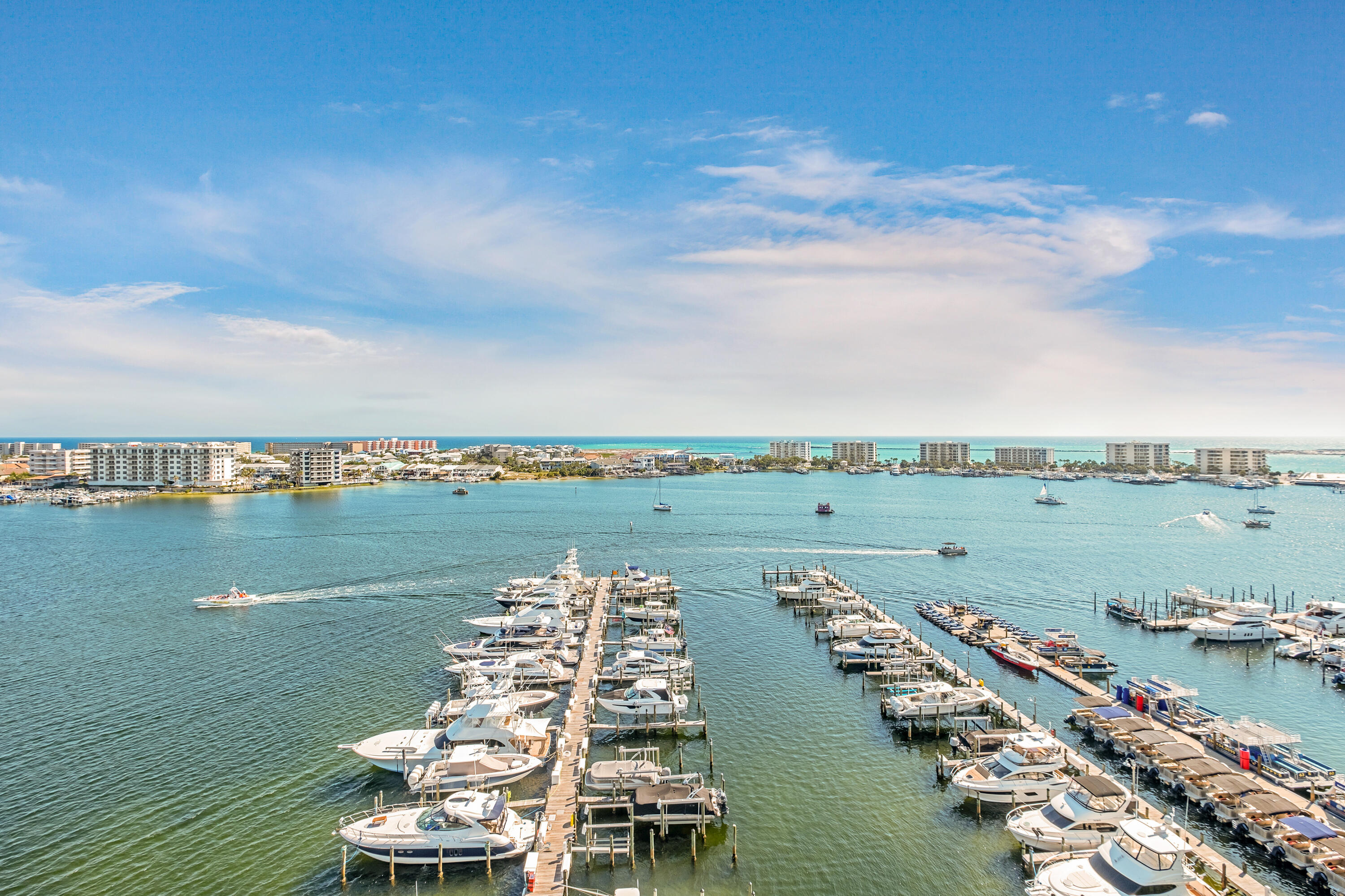 DESTIN YACHT CLUB - Residential