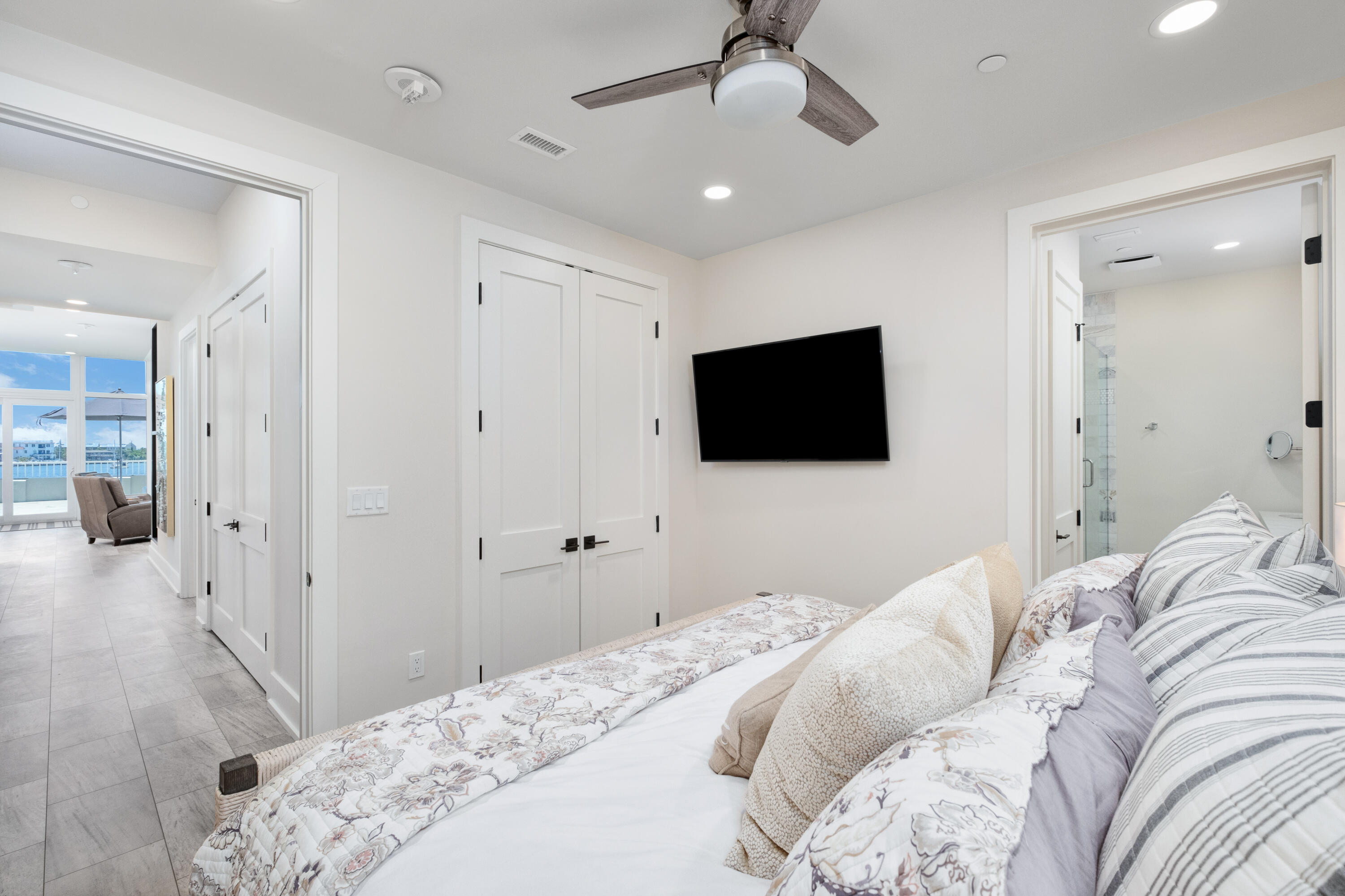 DESTIN YACHT CLUB - Residential