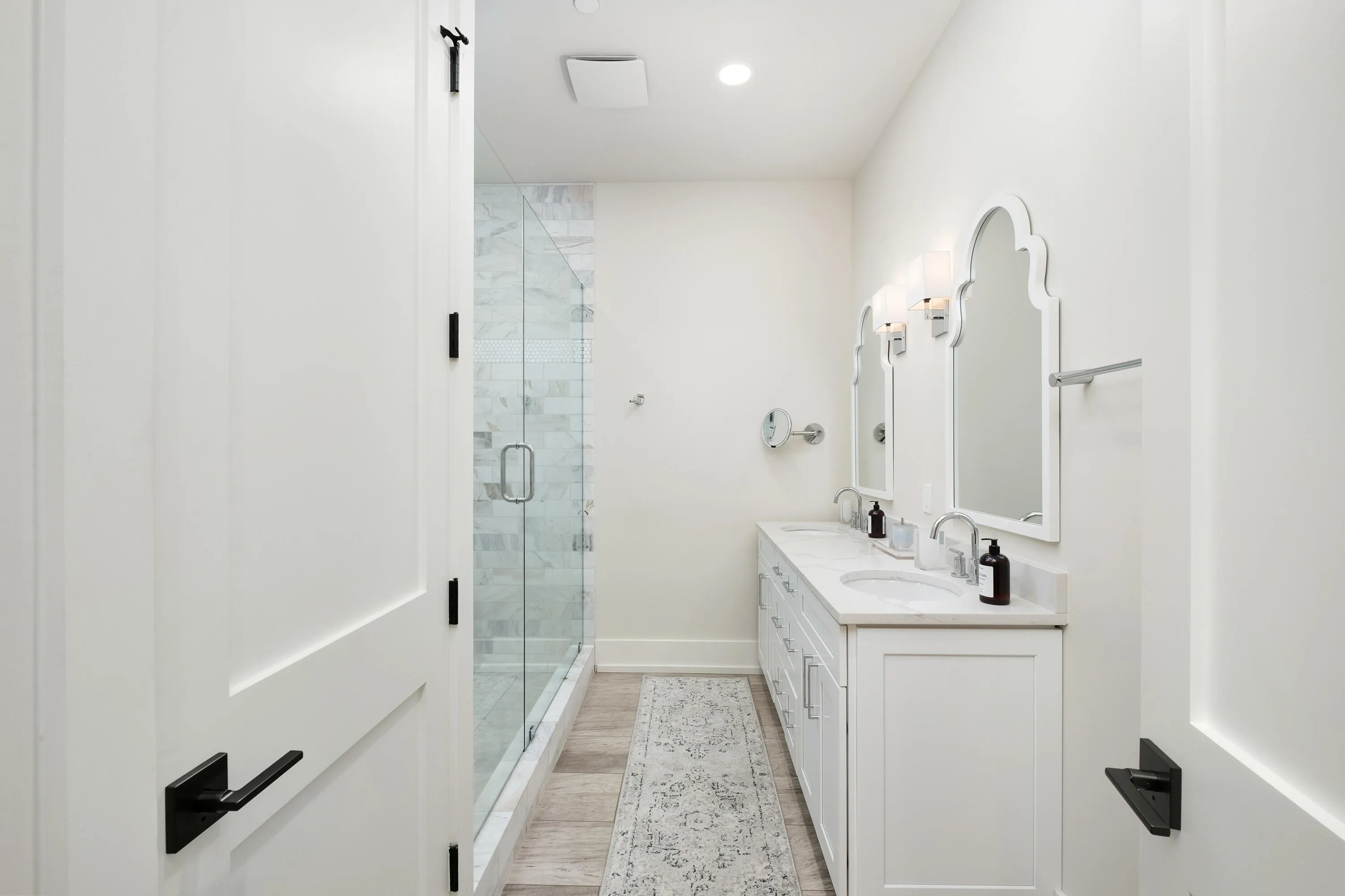 Destin, Florida 32541, United States, 3 Bedrooms Bedrooms, ,4 BathroomsBathrooms,Residential,Active,46391