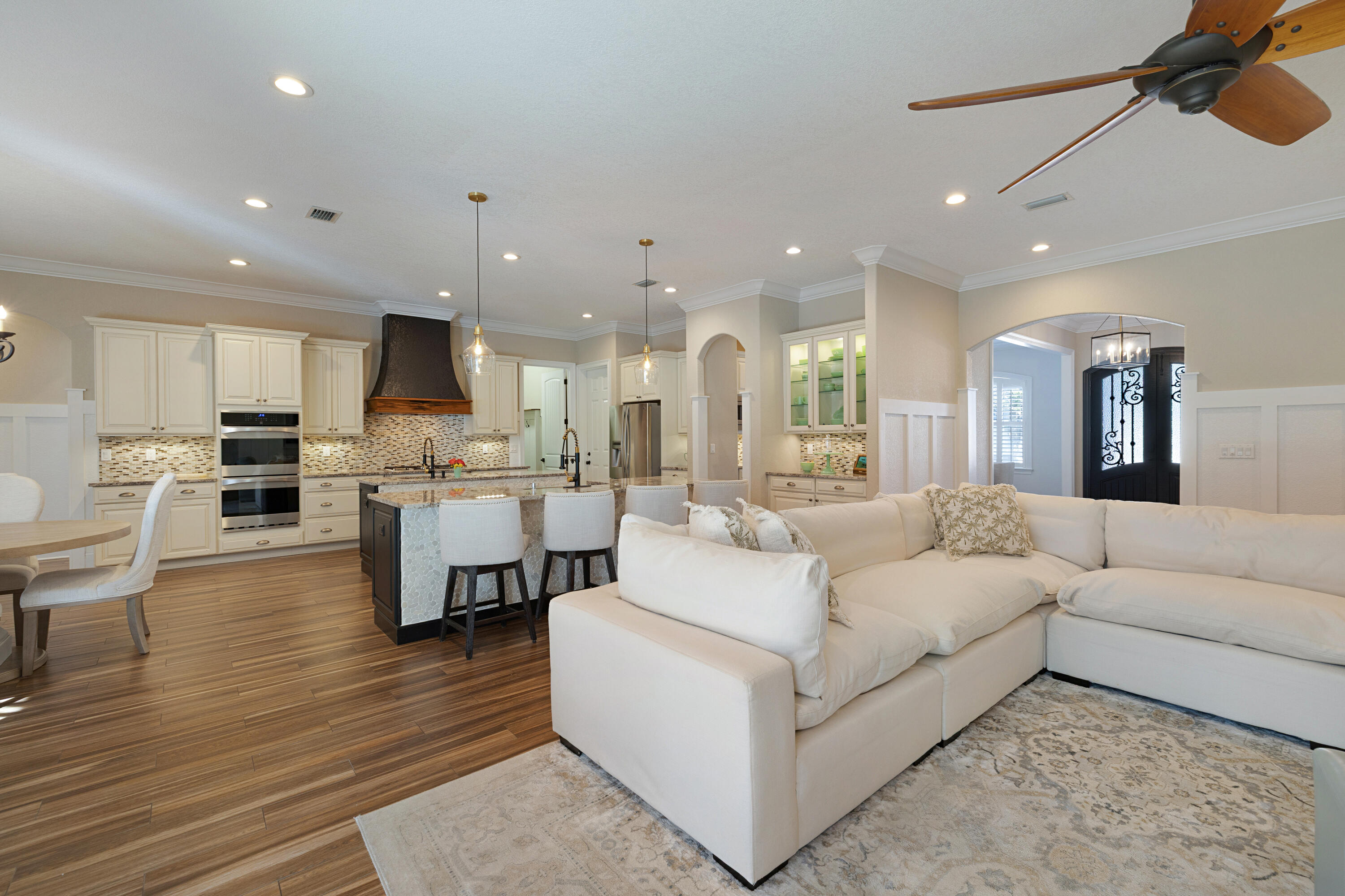 EMERALD BAY PH 1-B - Residential