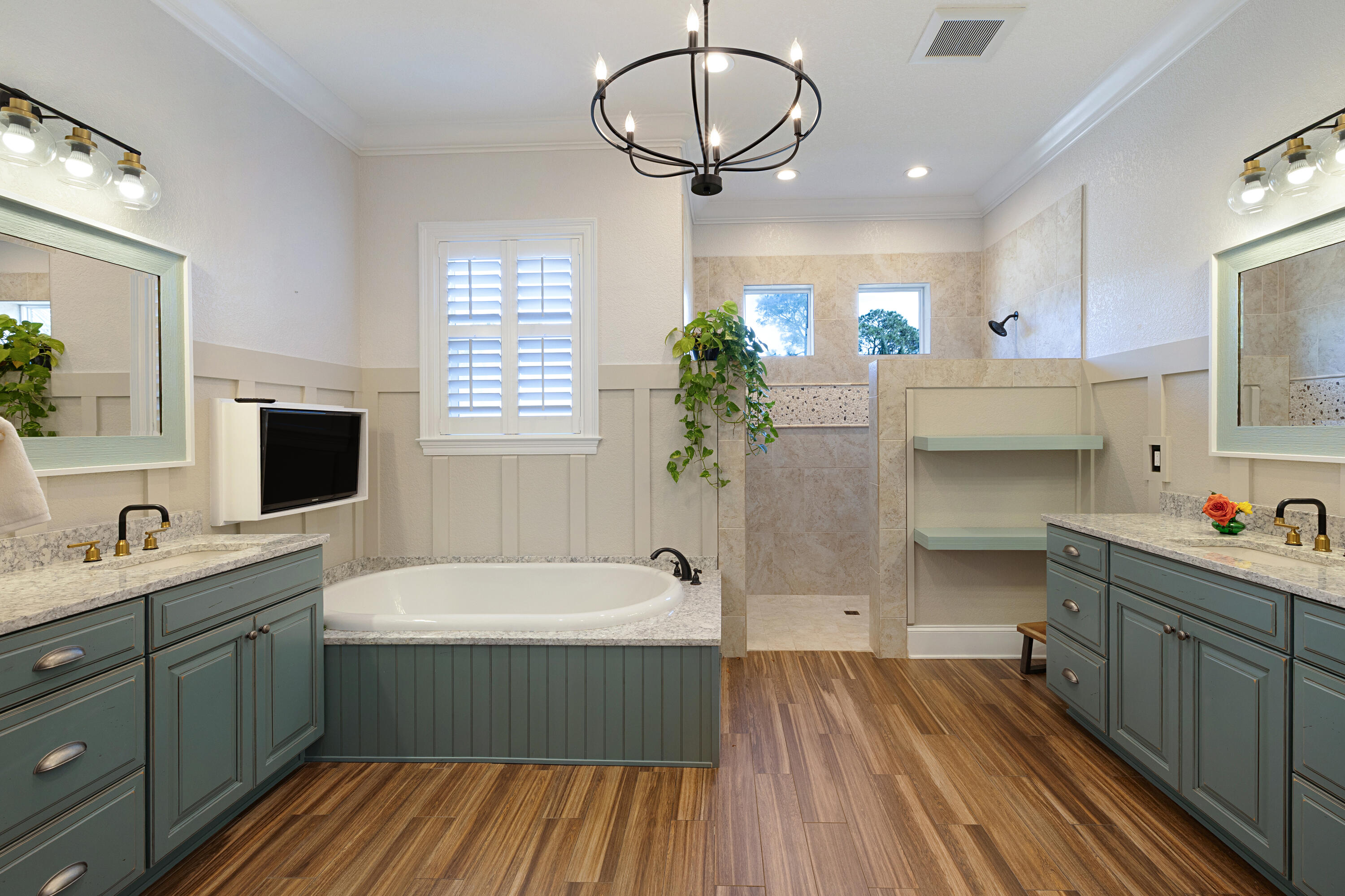 EMERALD BAY PH 1-B - Residential