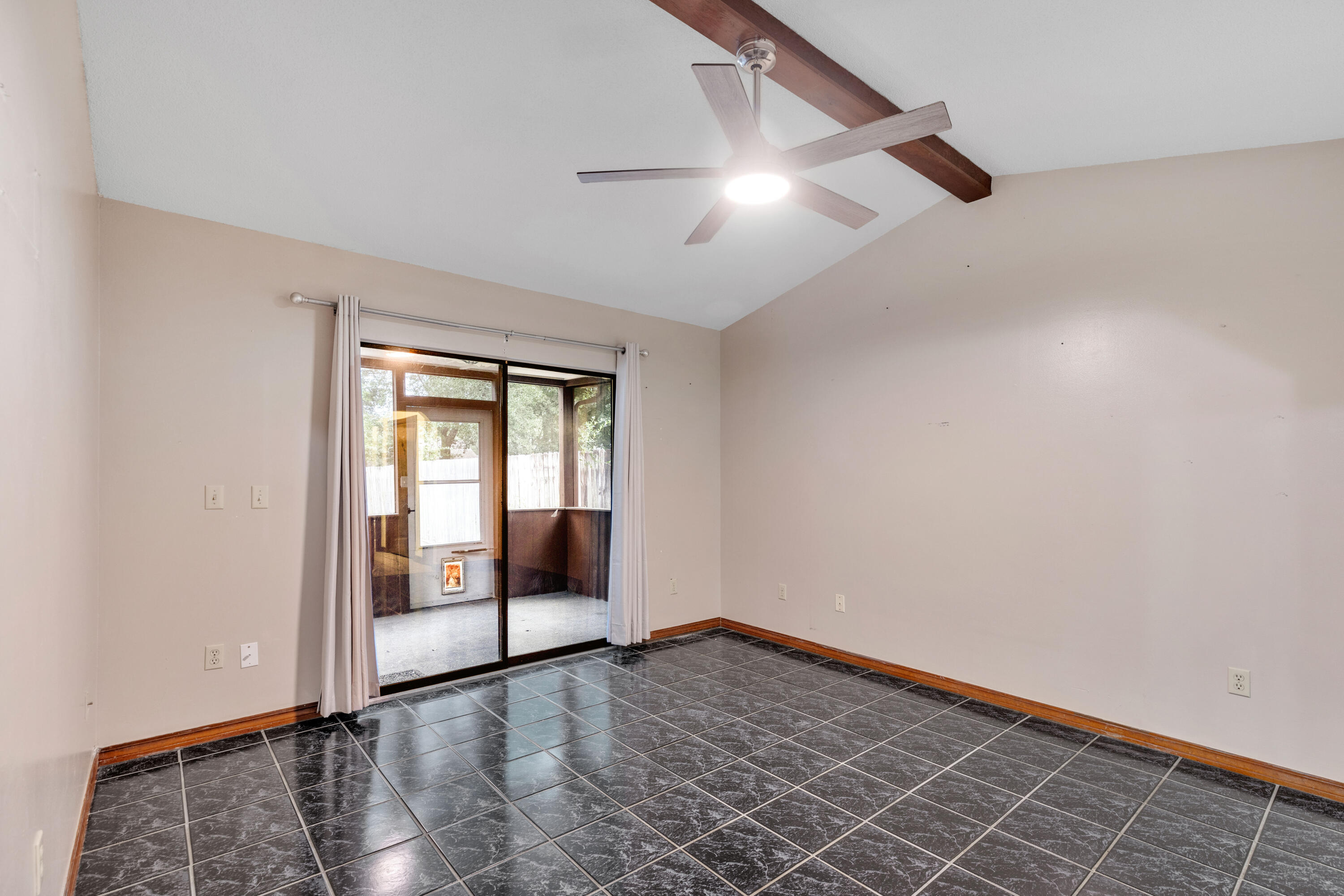 Valparaiso Pinecrest 3 - Residential