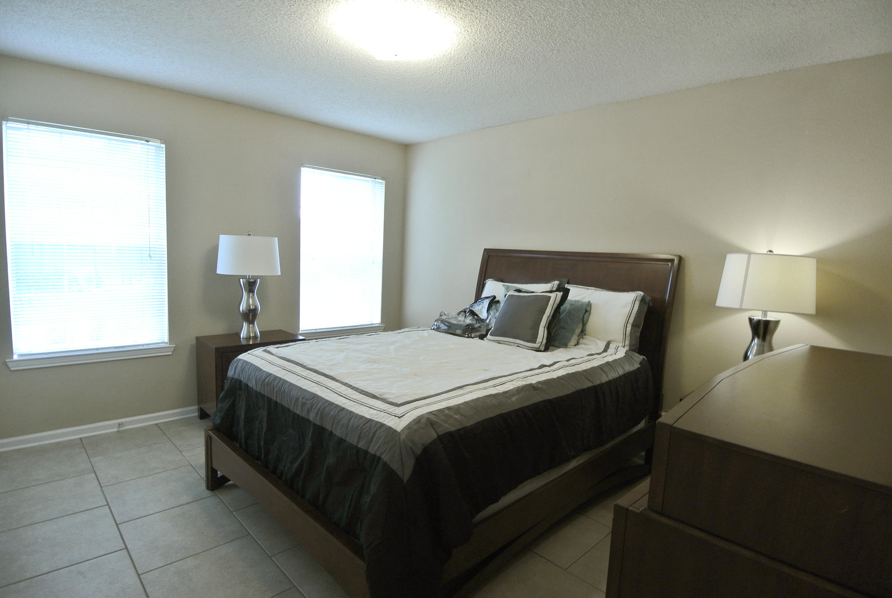 INDIAN LAKE - Residential