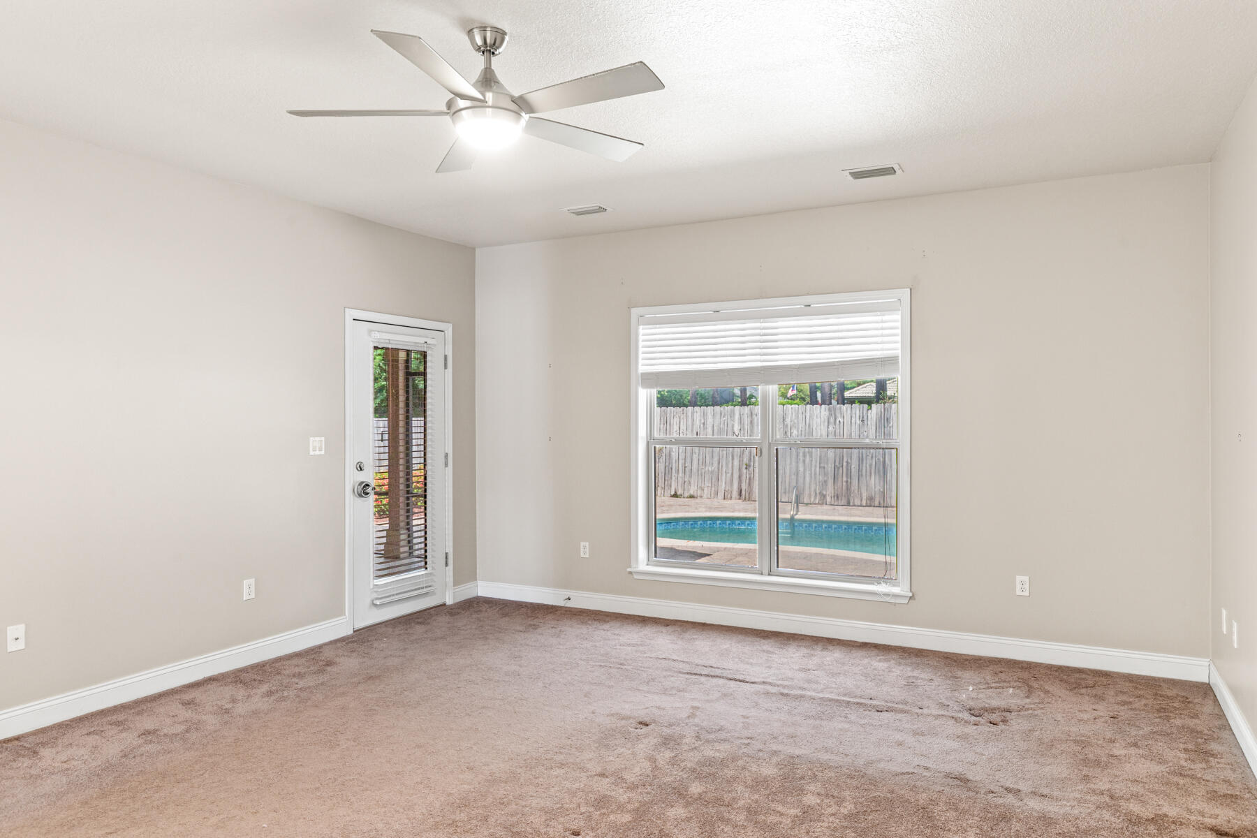 EMERALD LAKES PH 2 - Residential