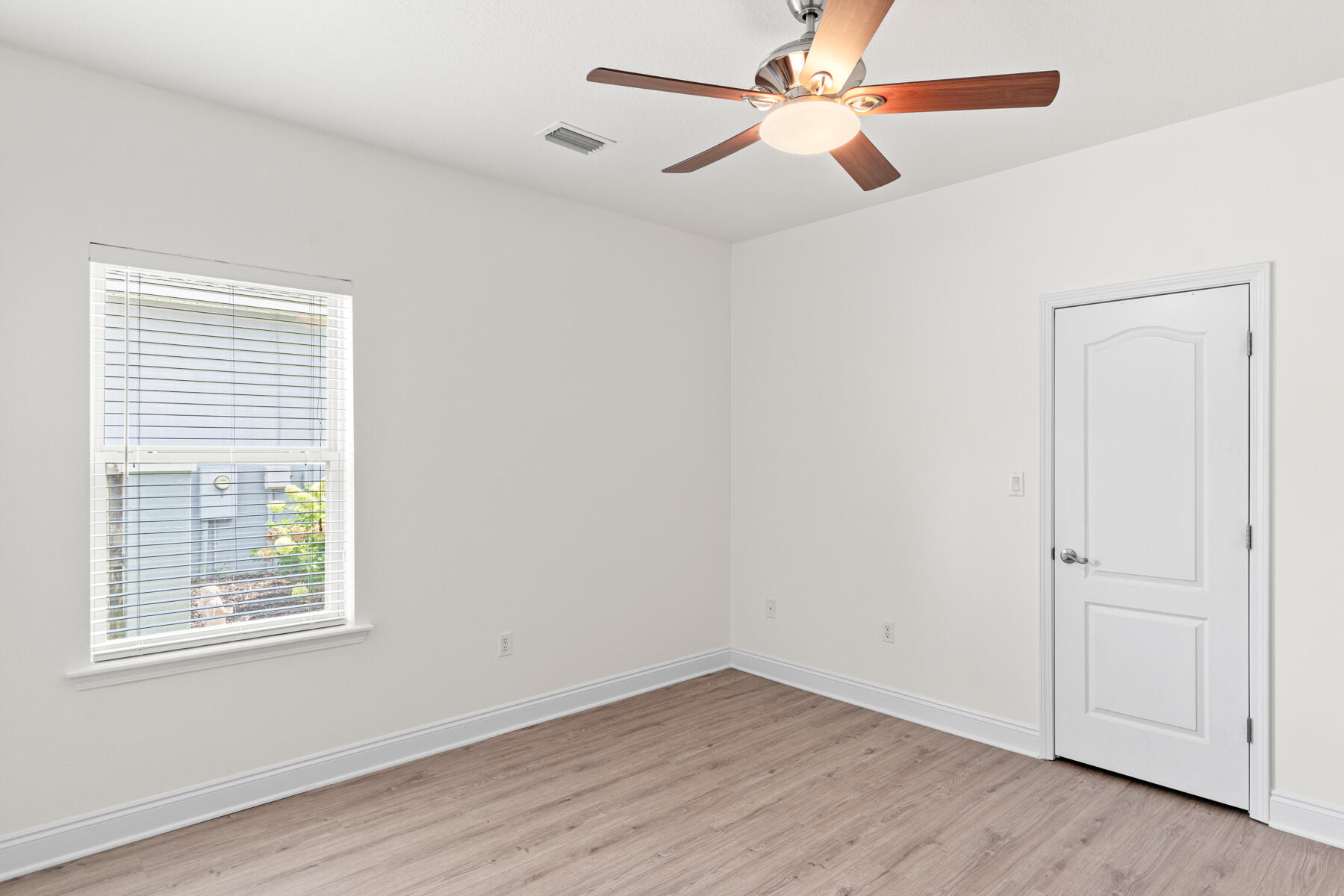 EMERALD LAKES PH 2 - Residential