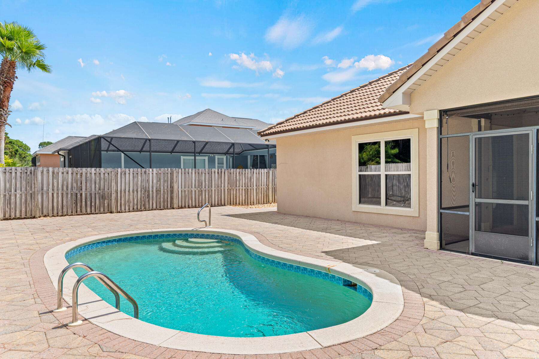 EMERALD LAKES PH 2 - Residential