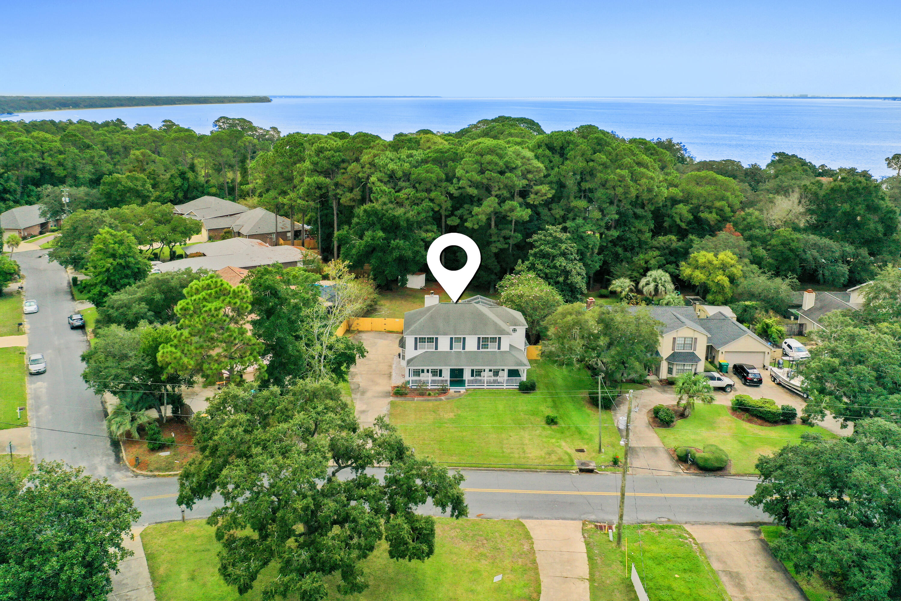 LAKE LORRAINE ESTATES - Residential