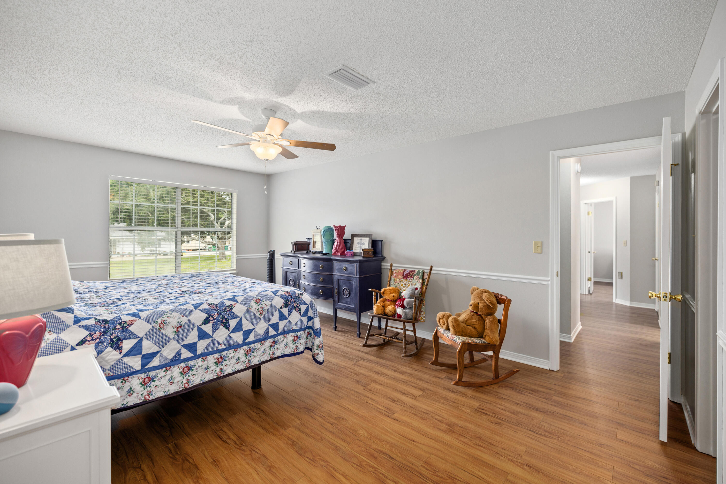 LAKE LORRAINE ESTATES - Residential