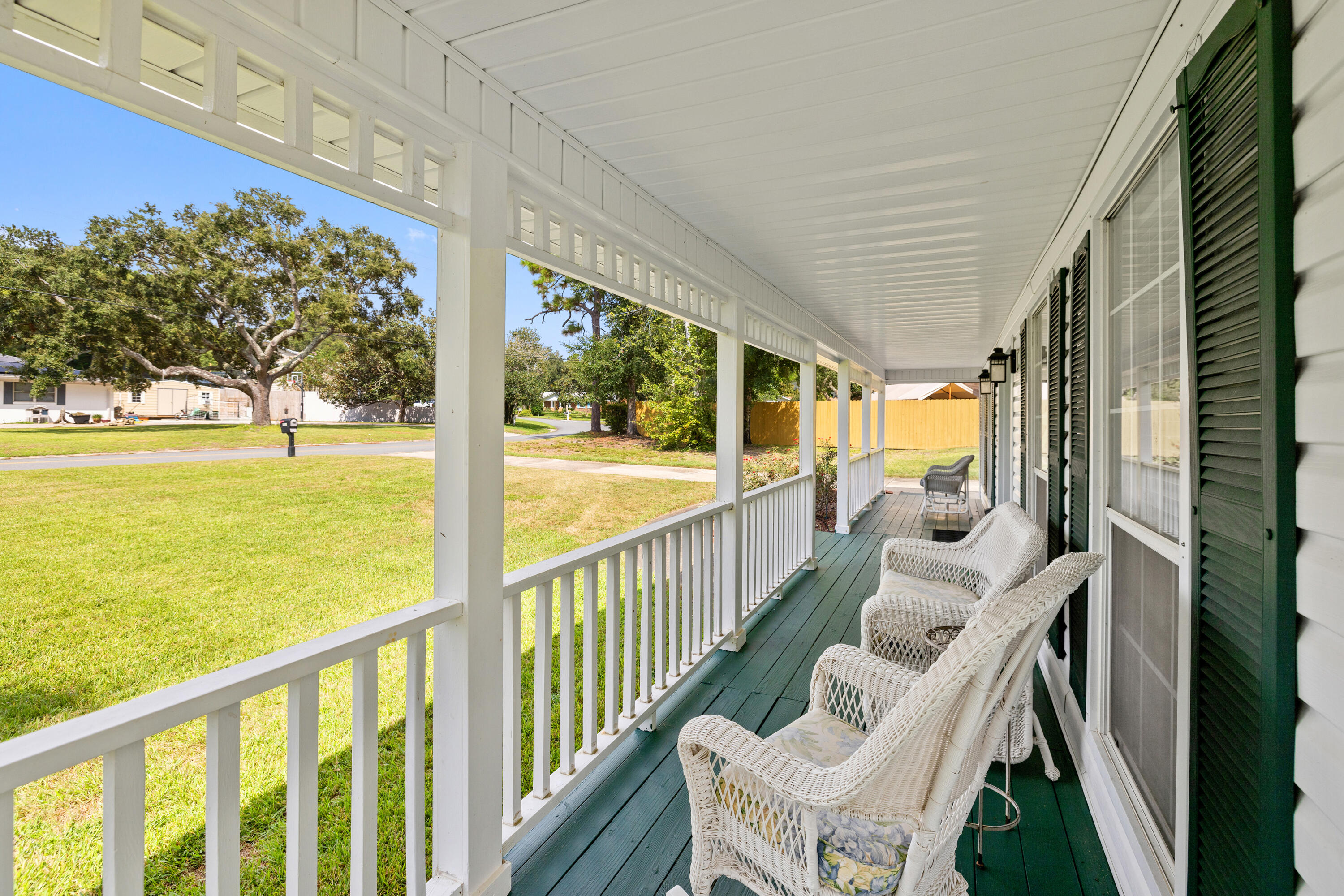 LAKE LORRAINE ESTATES - Residential