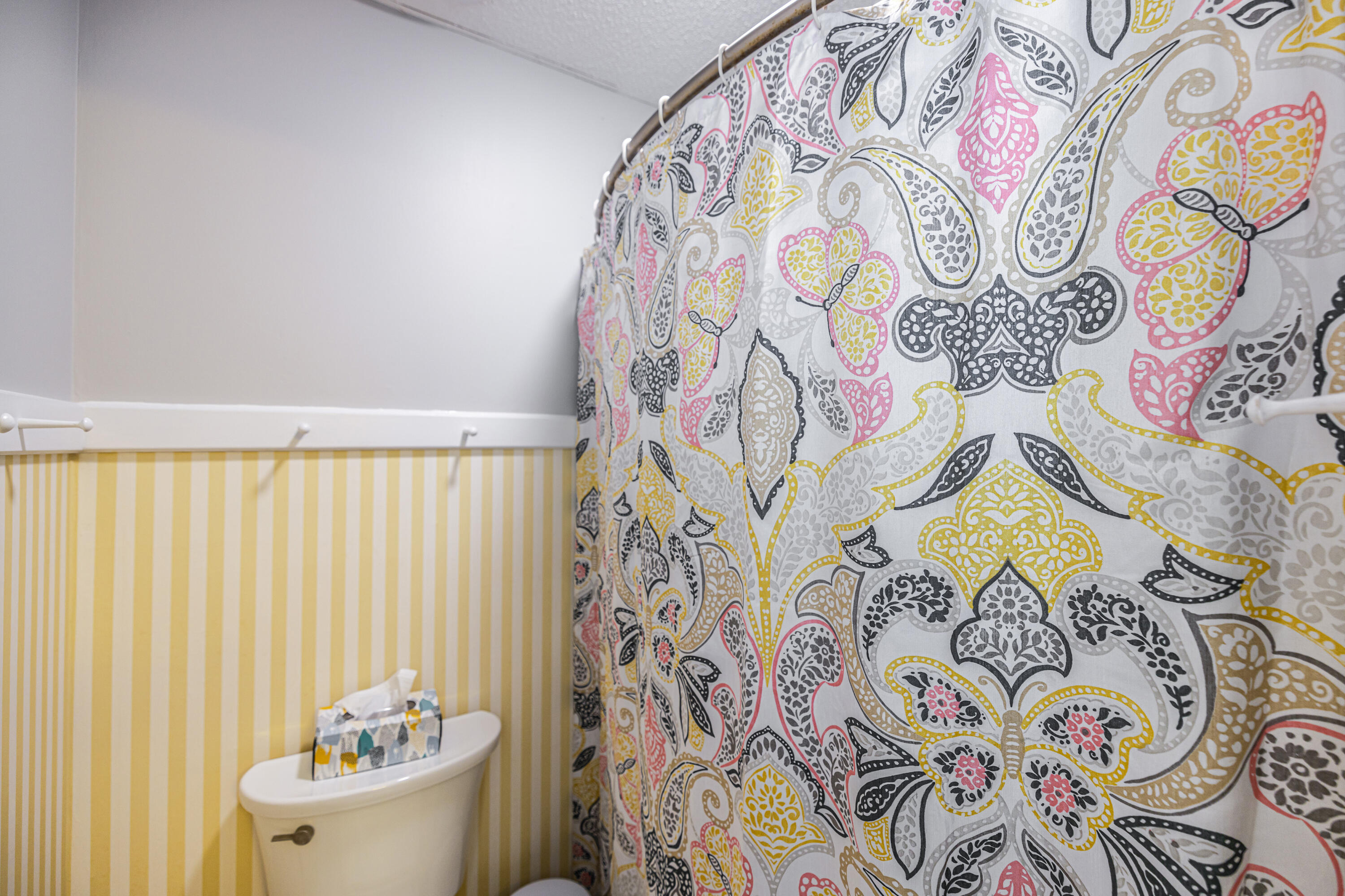 LAKE LORRAINE ESTATES - Residential